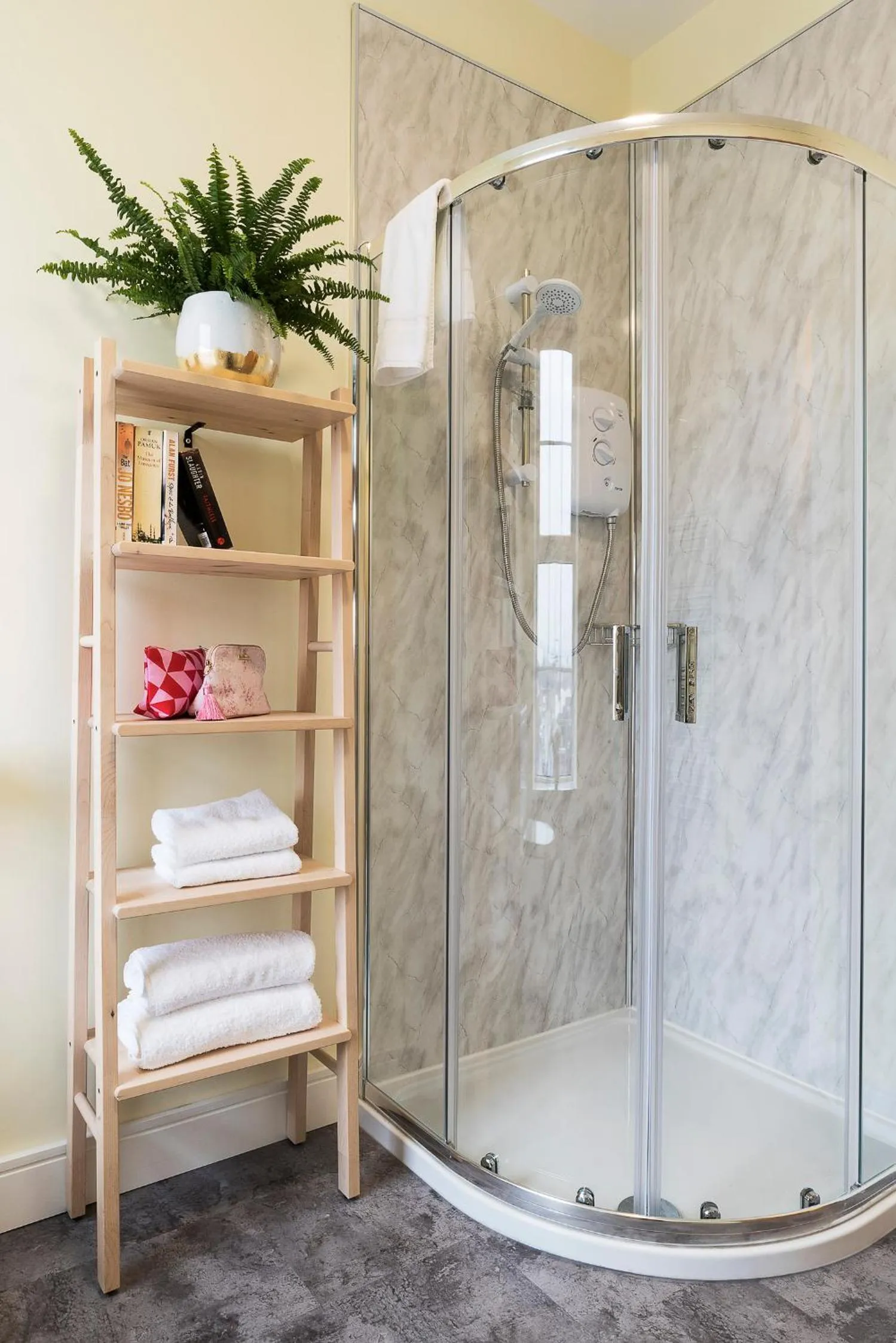 Bathroom in Blue Door Apartments