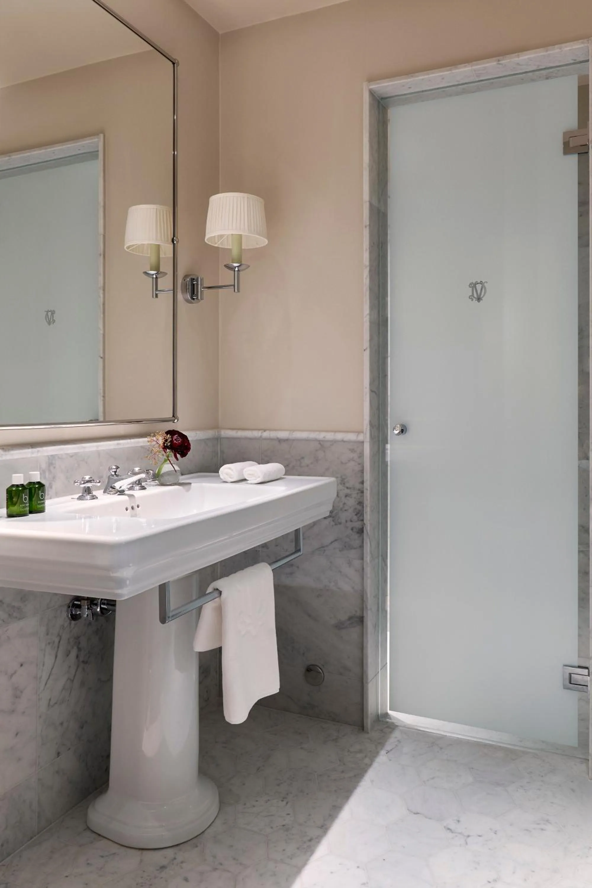 Shower in Villa Dagmar