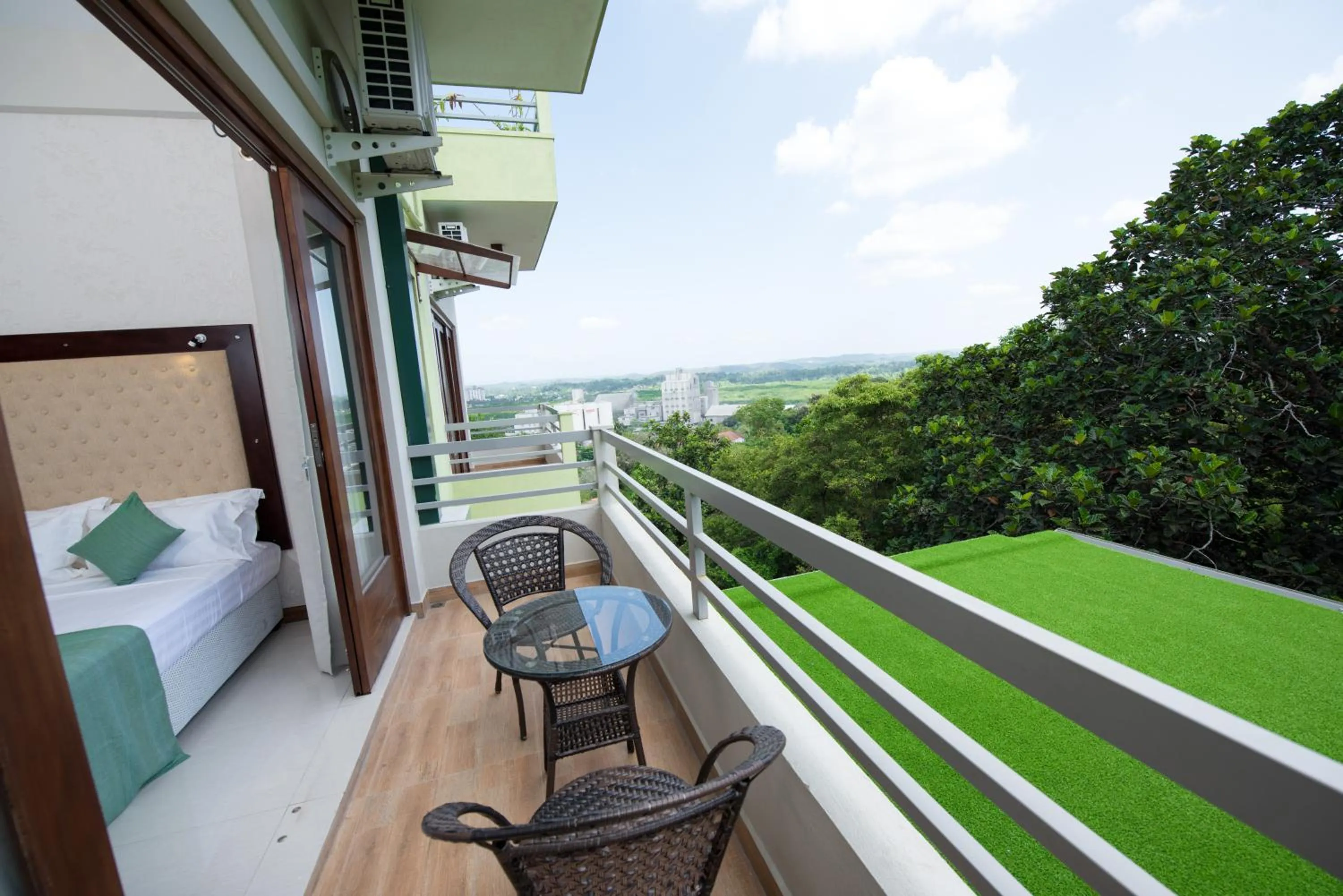 Property building in Mount Rich Rumassala