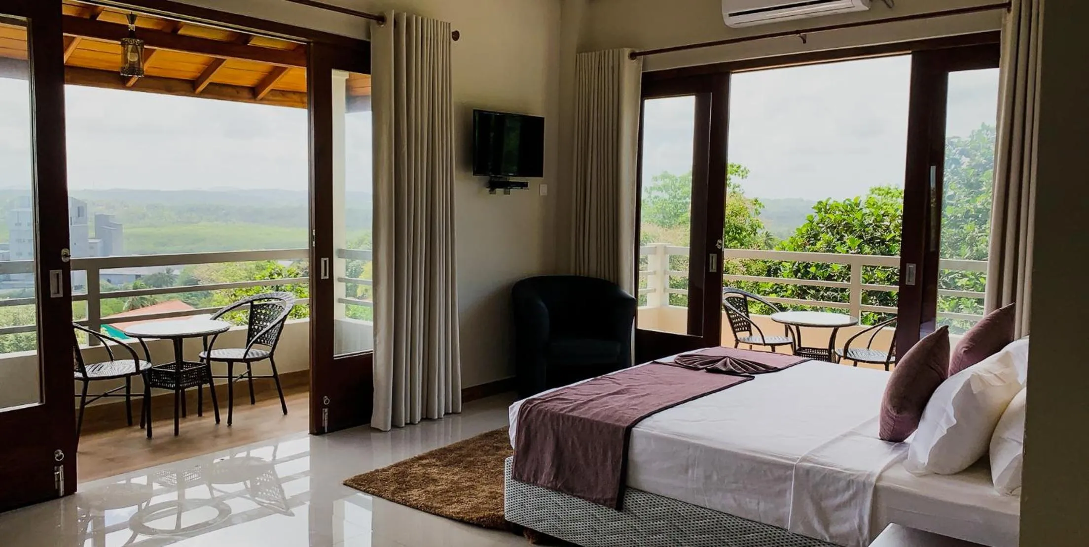 Bed in Mount Rich Rumassala