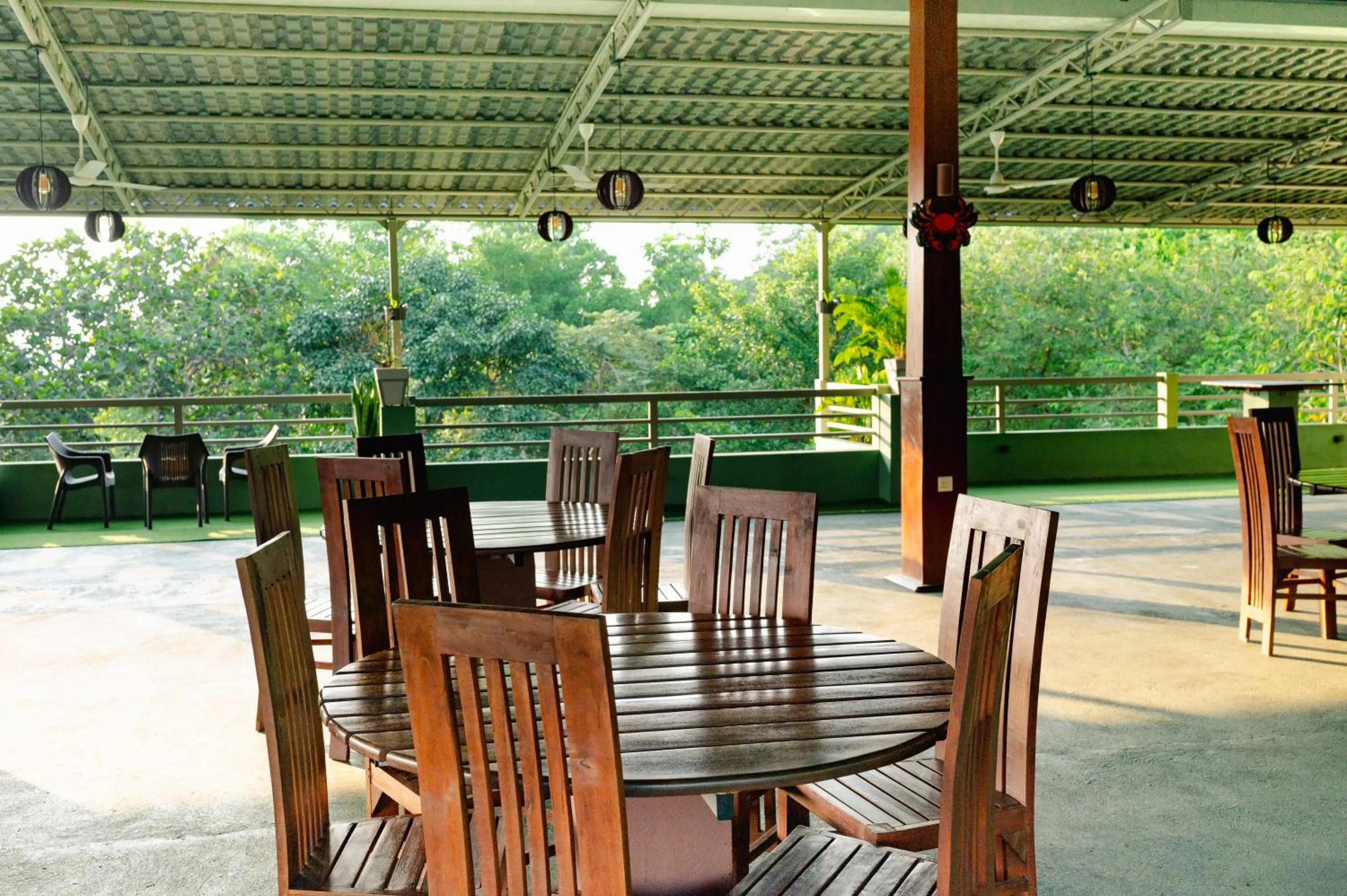 Restaurant/places to eat in Mount Rich Rumassala