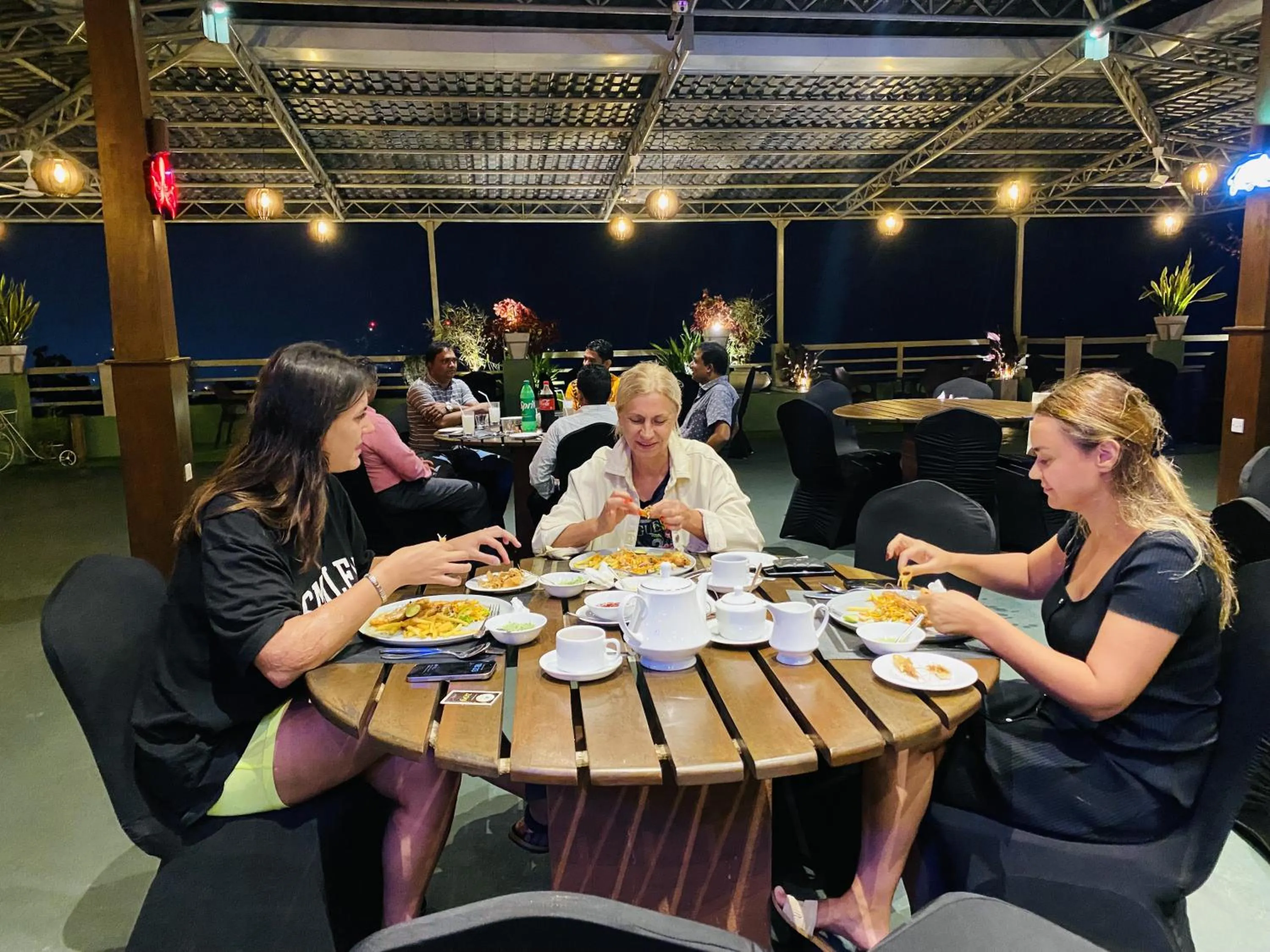 Restaurant/places to eat in Mount Rich Rumassala