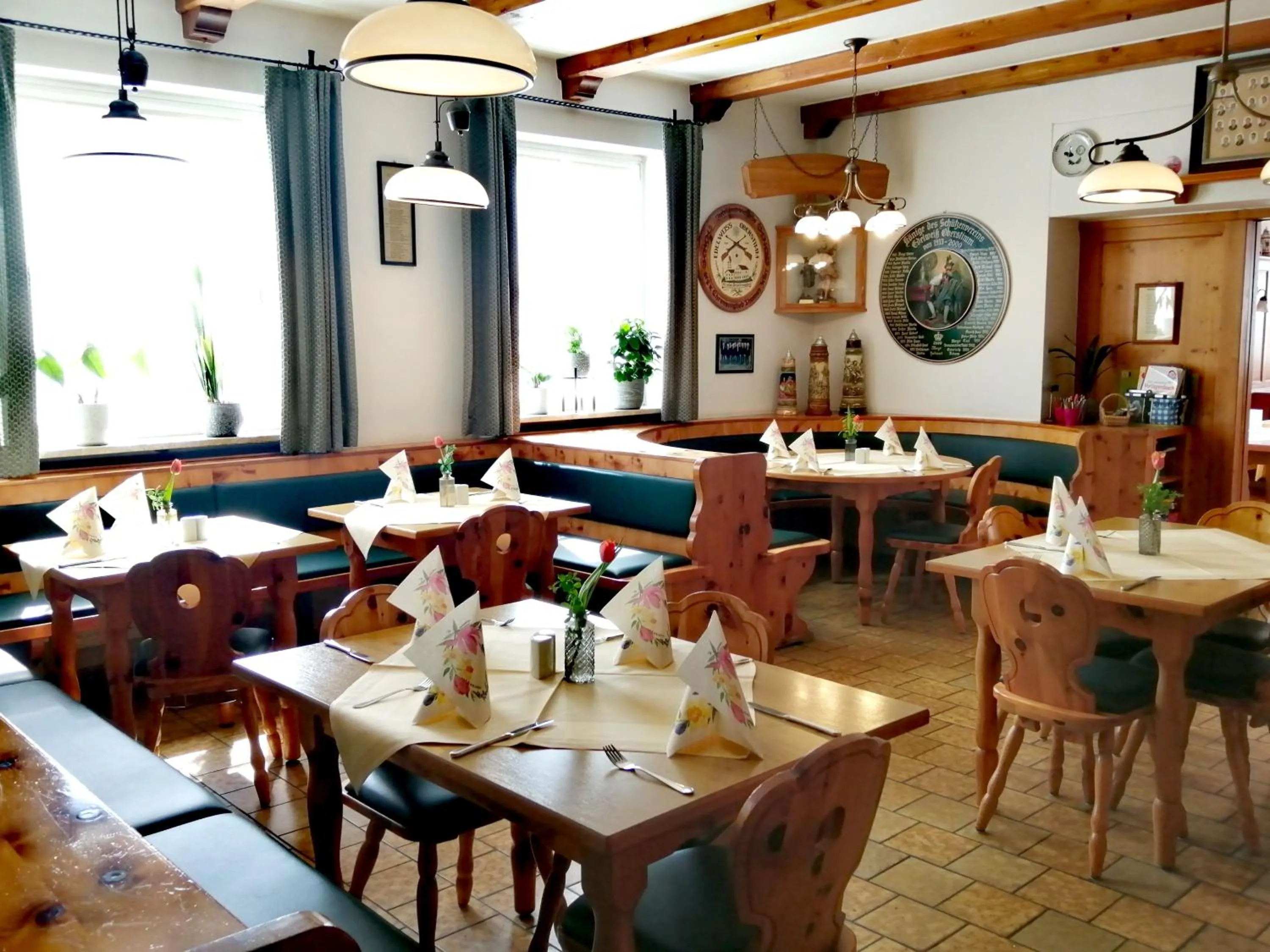 Restaurant/places to eat in Hotel Landgasthof Euringer