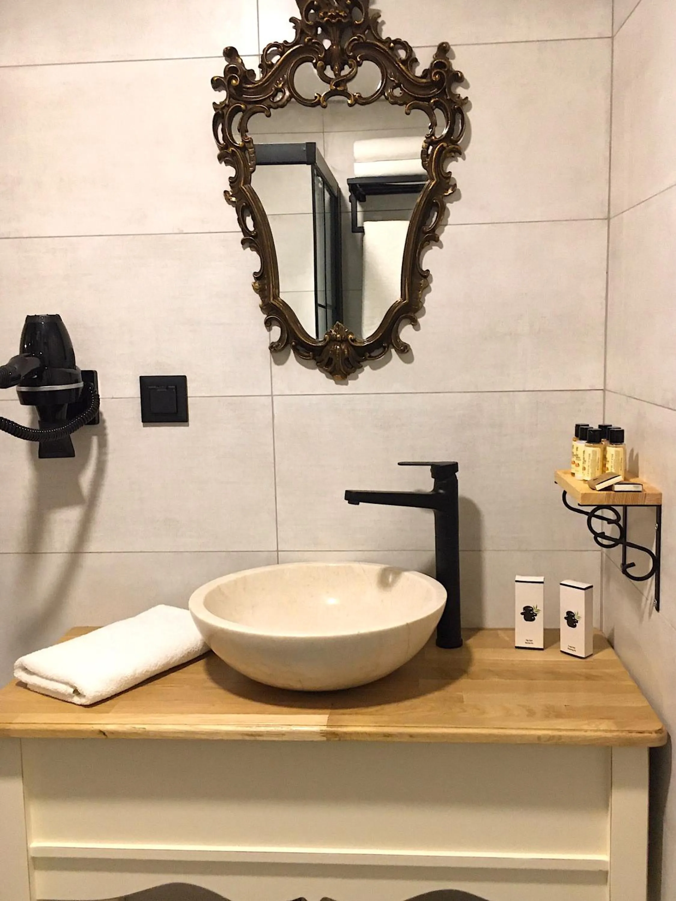 Urla Taş Konak Otel