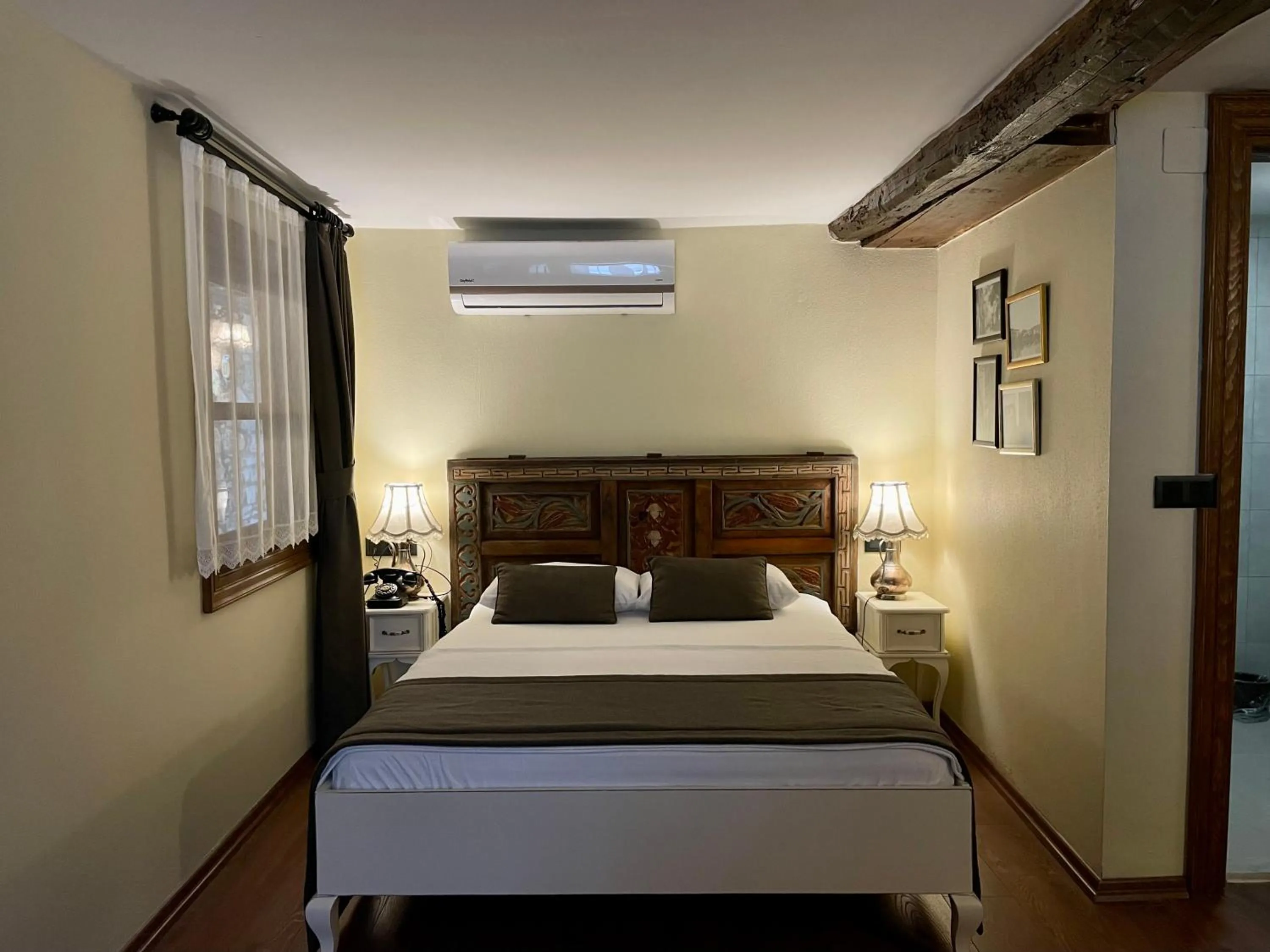 Bed in Urla Taş Konak Otel