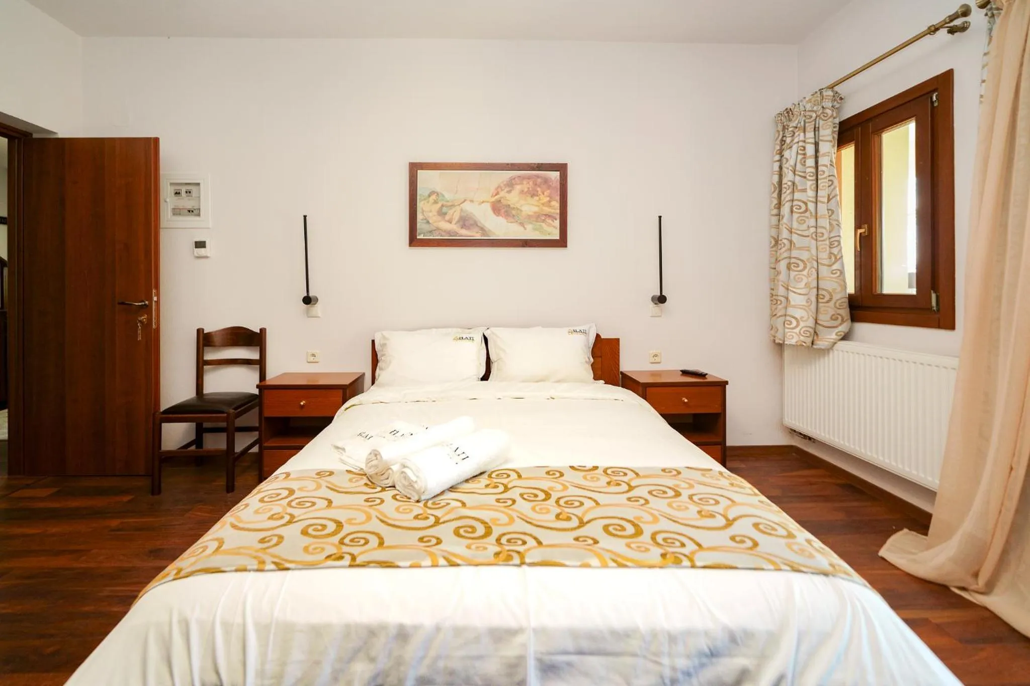 Bed in Elati Suites & Apartments-Mihail