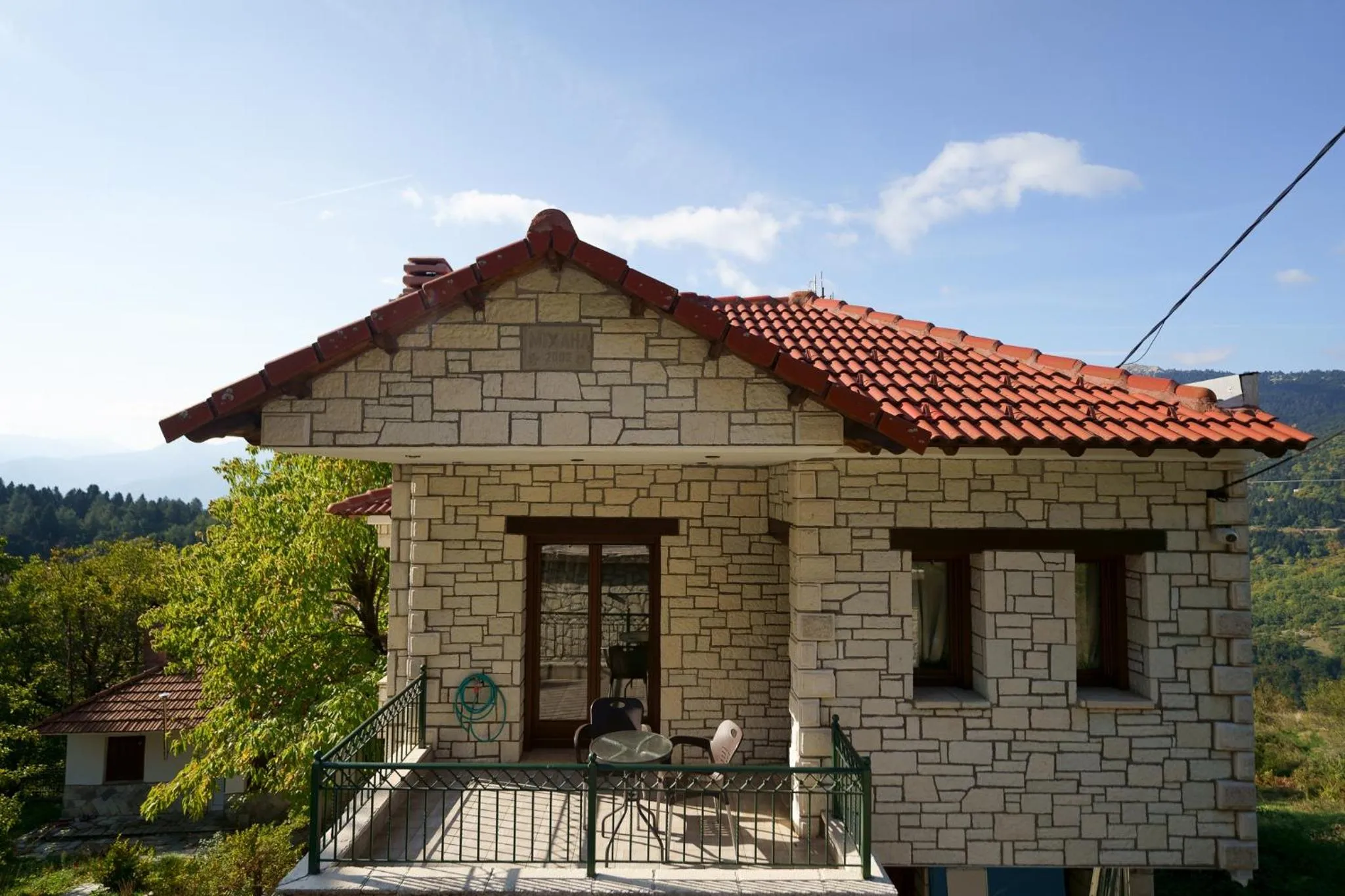 Elati Suites & Apartments-Mihail