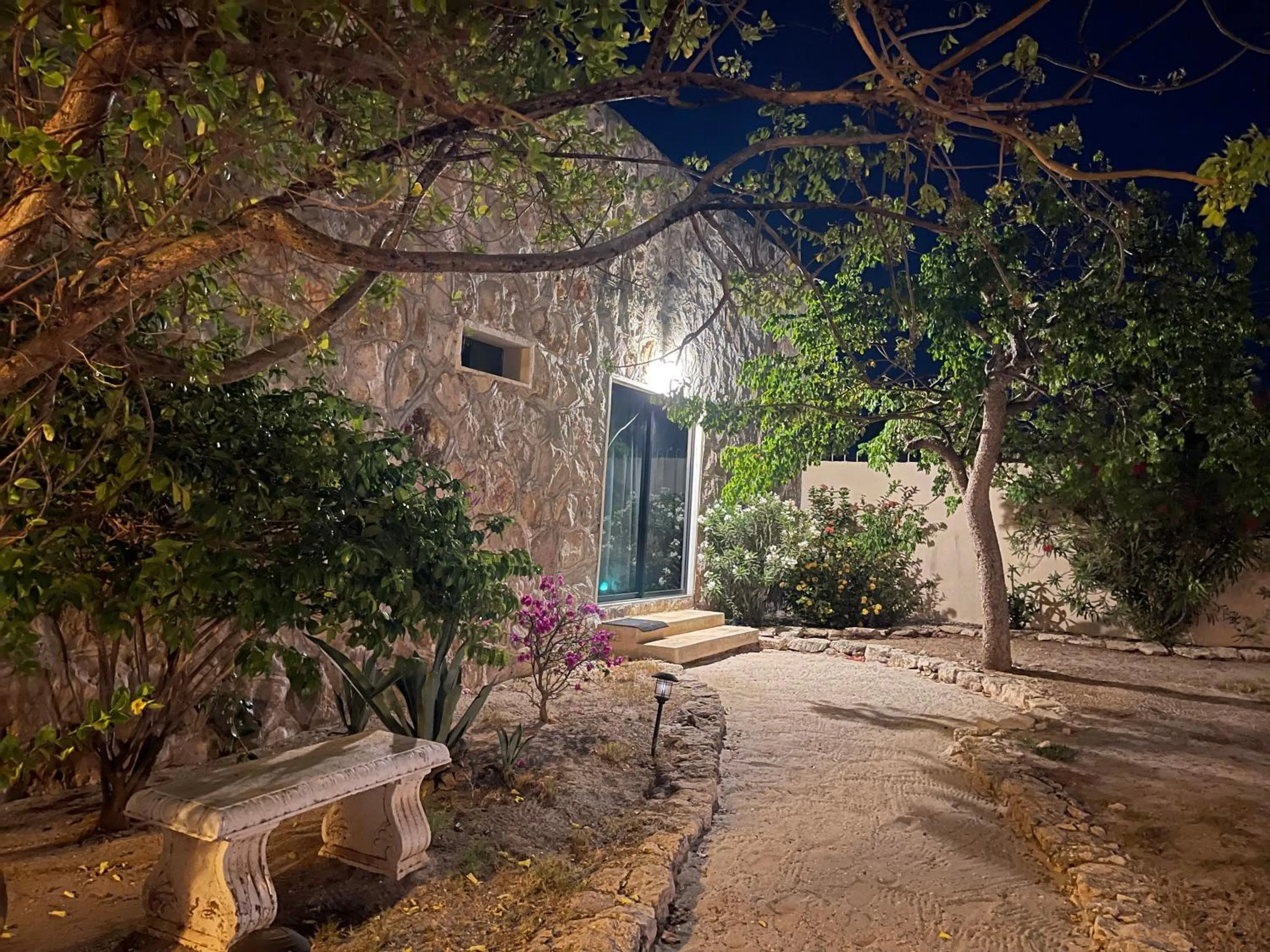 BreMar 85 Private place - Adults only