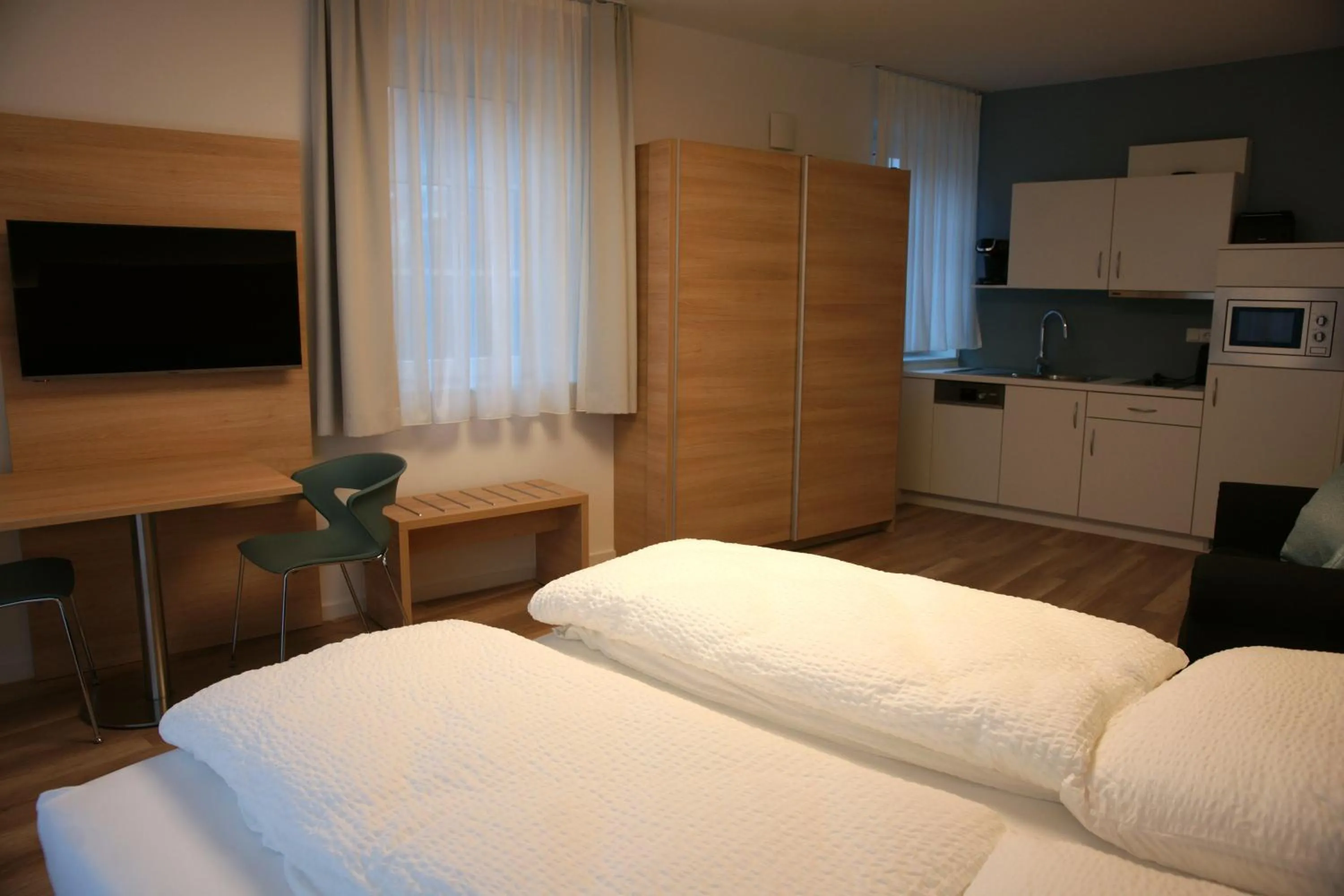 Photo of the whole room, Bed in Leister Apparthotel