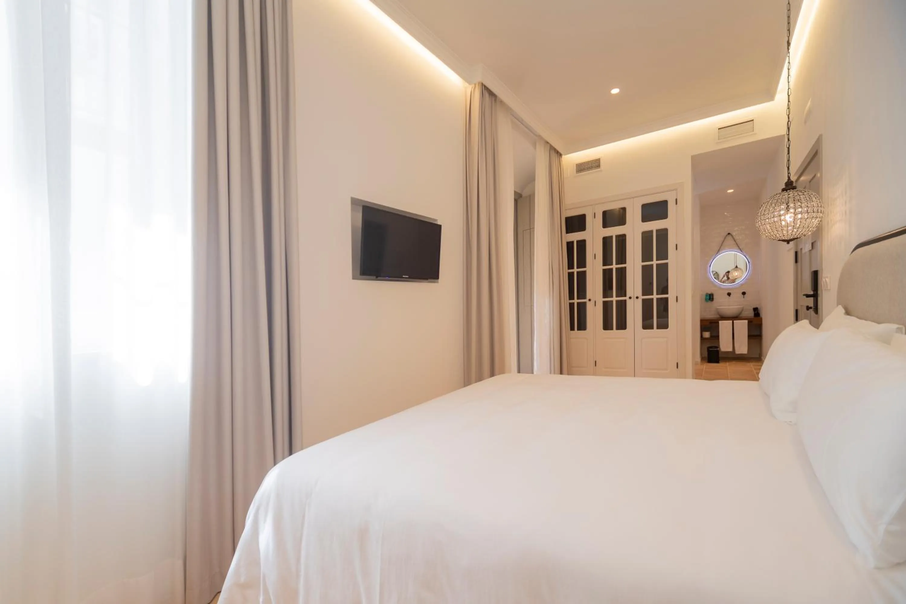 Photo of the whole room, Bed in Albariza Hotel Boutique