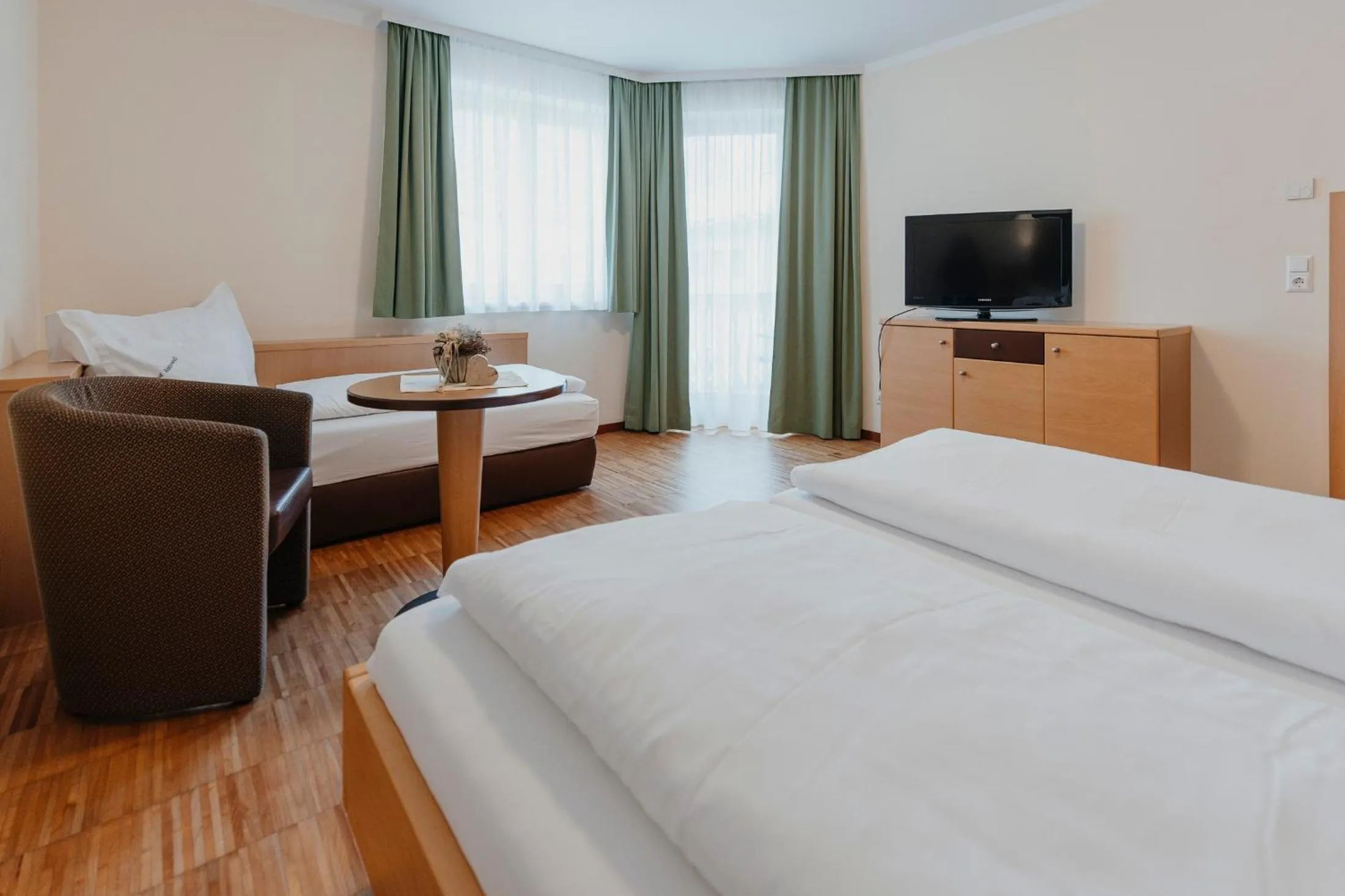 Photo of the whole room, Bed in Gasthof Rothwangl Hannes