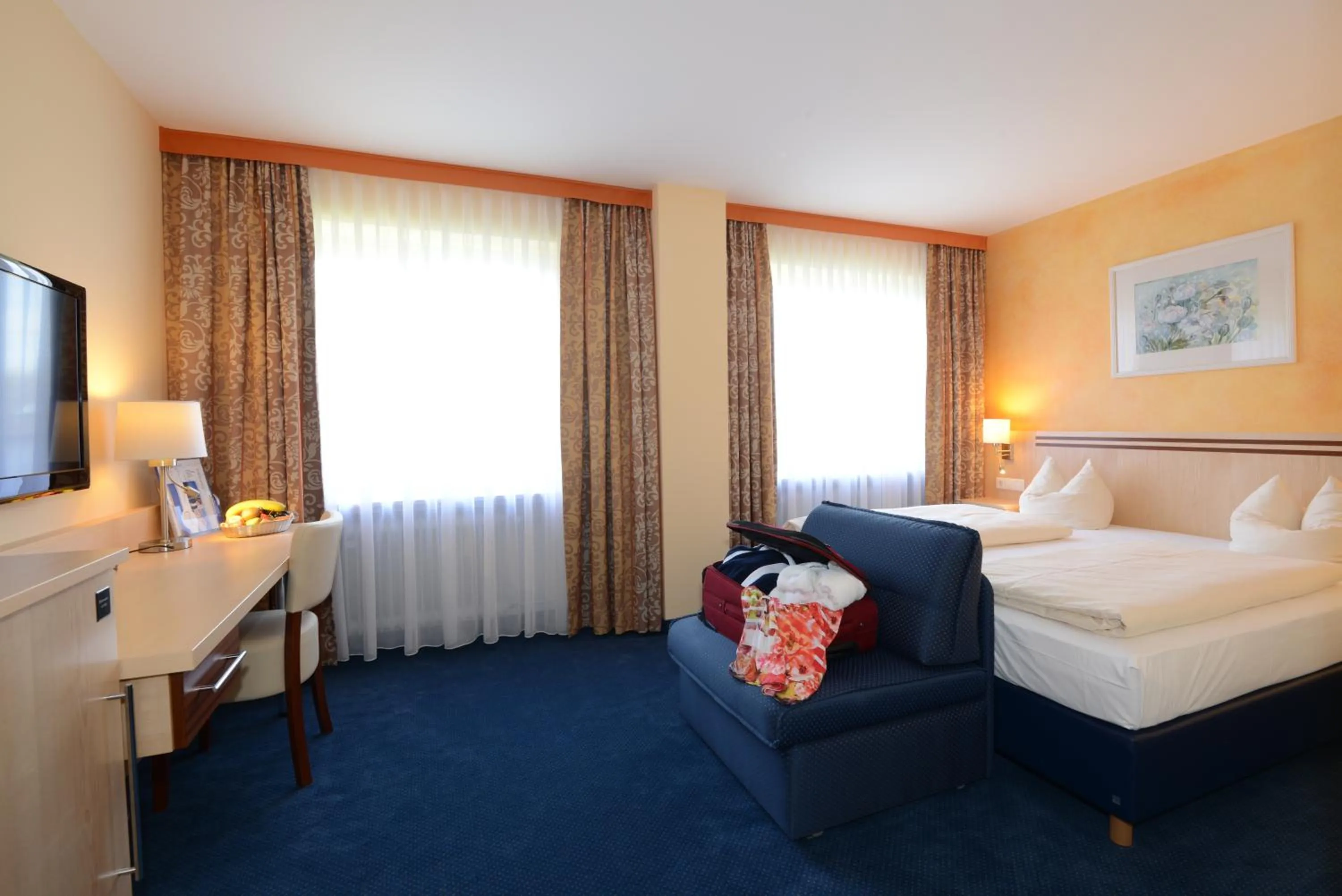 Photo of the whole room in Hotel Apollo Garni