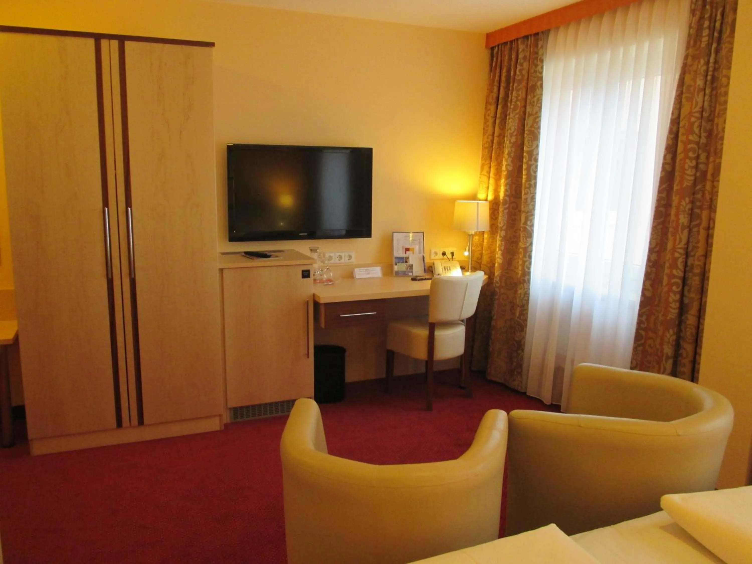 TV and multimedia in Hotel Apollo Garni
