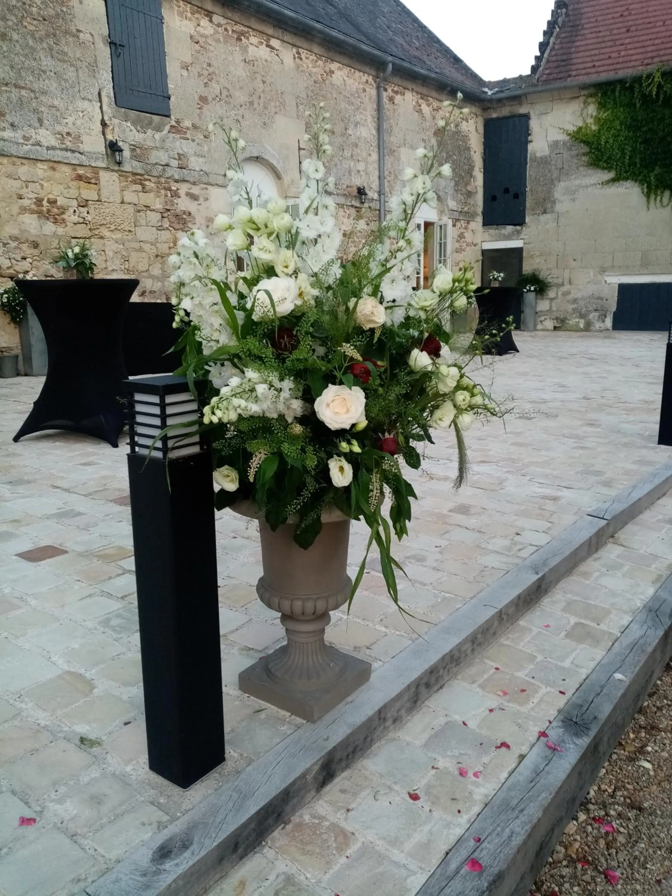 Property building in La Ferme de Valeuse