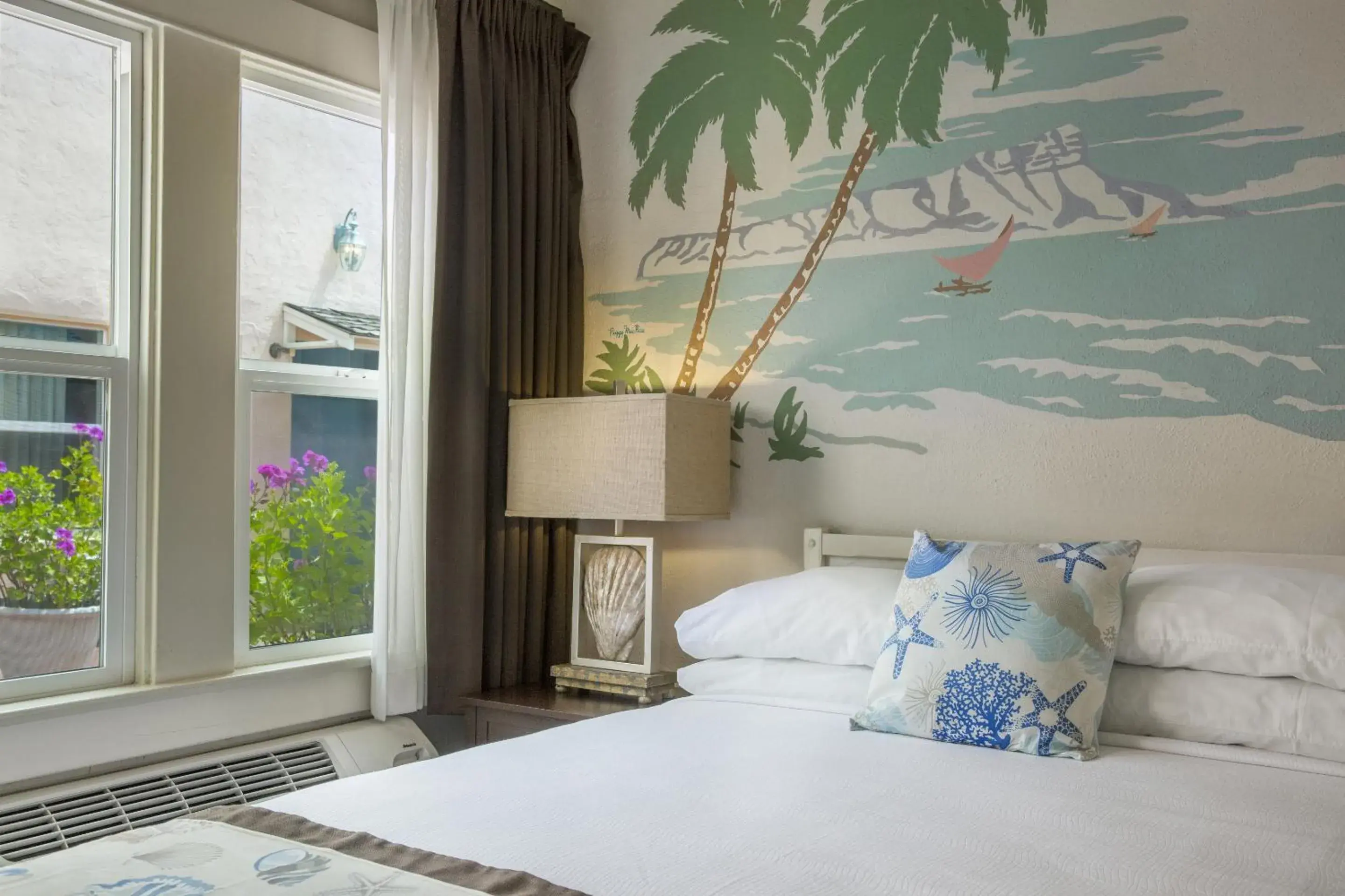 Bedroom, Bed in Hotel Mac Rae Bedroom, Bed in Hotel Mac Rae