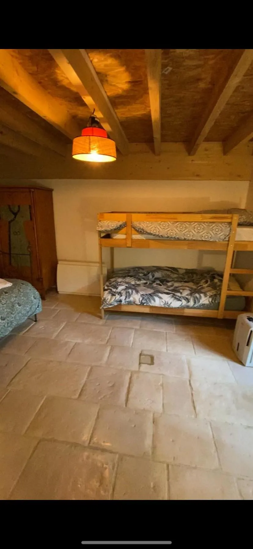 Bedroom, Bed in Moulin sous la Vergne