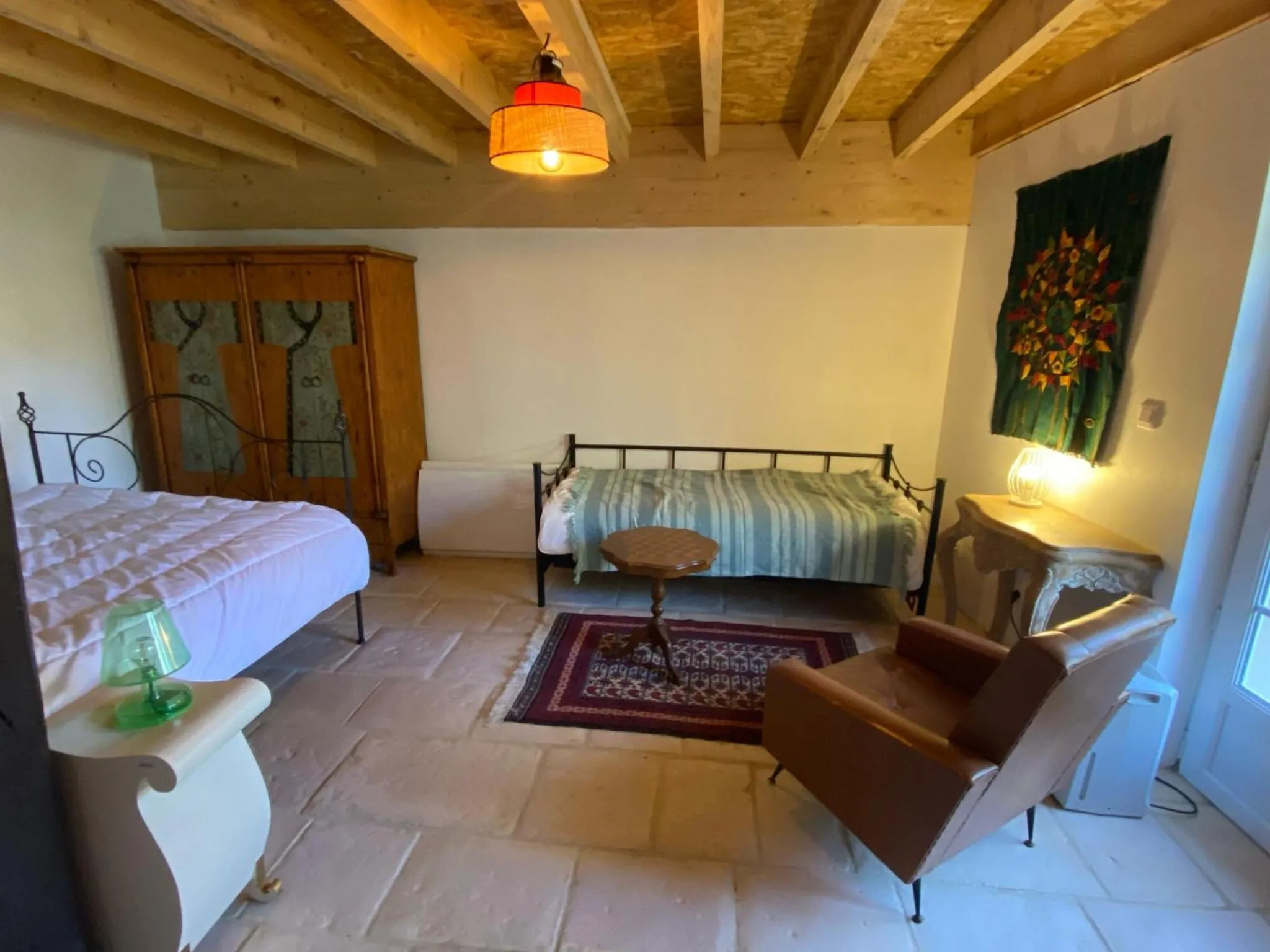 Photo of the whole room, Bed in Moulin sous la Vergne
