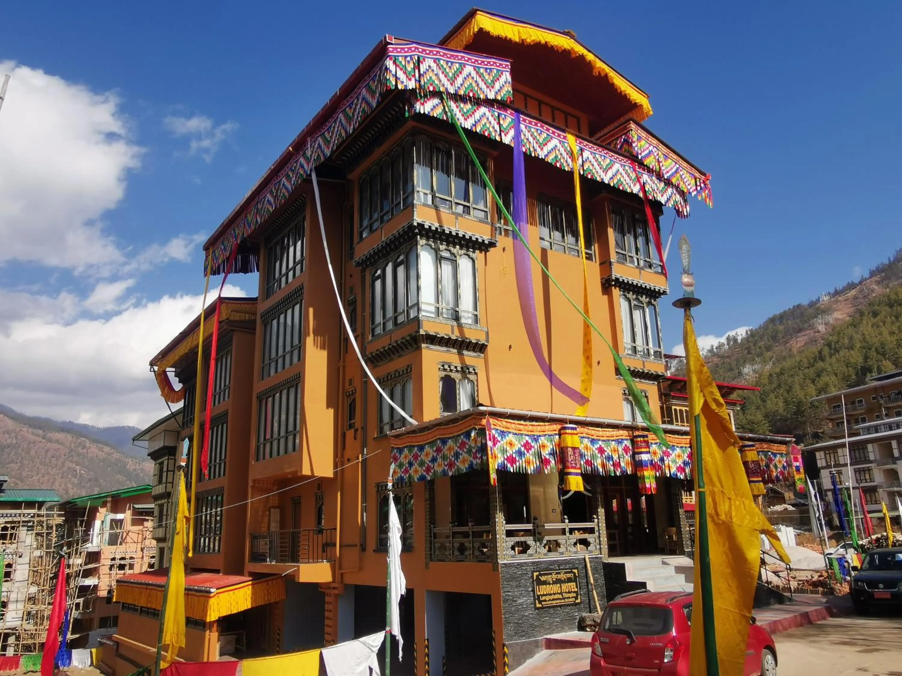 Property building in Ludrong Hotel