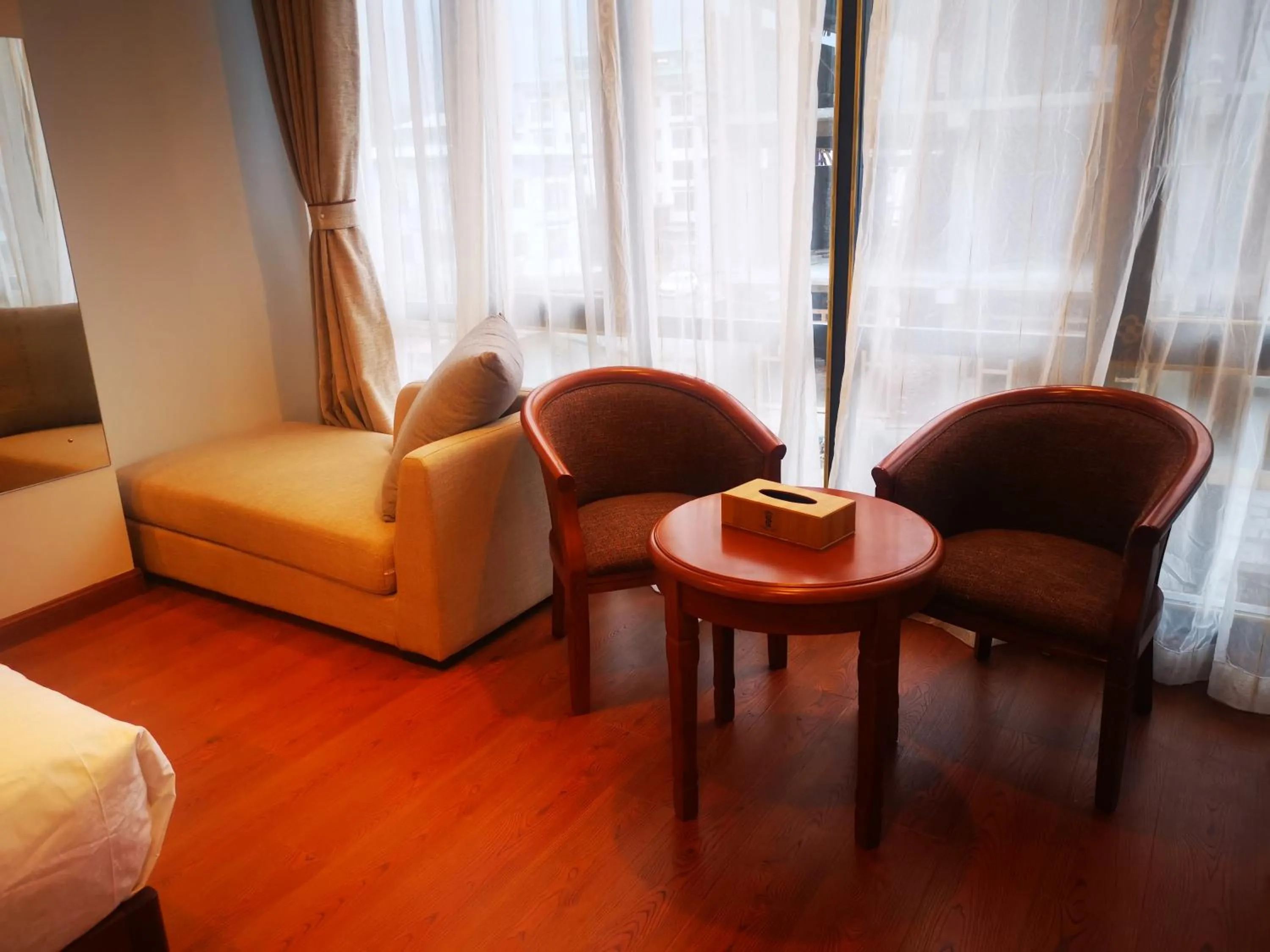Seating area in Ludrong Hotel