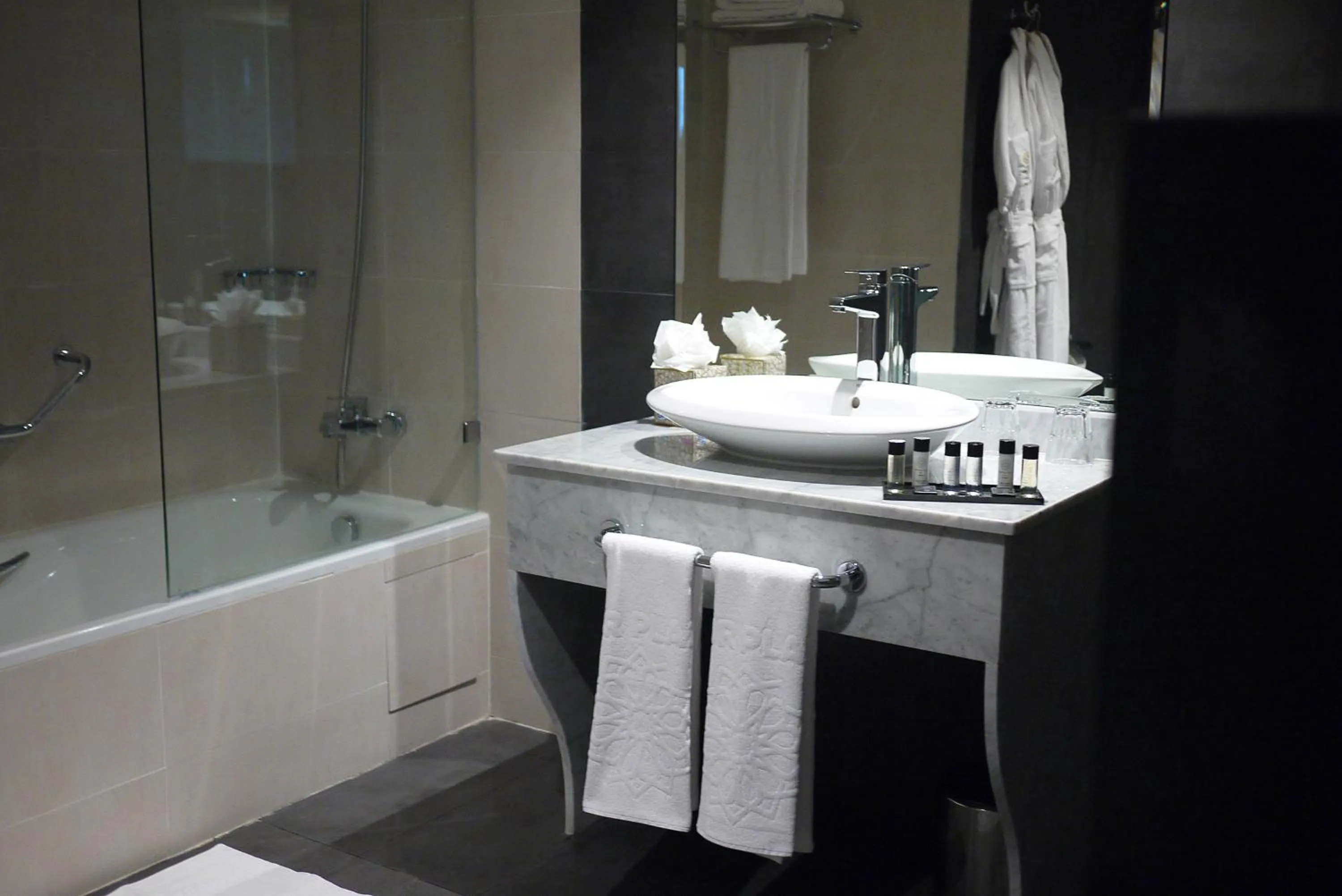 Bathroom in Nour Plazza Hotel