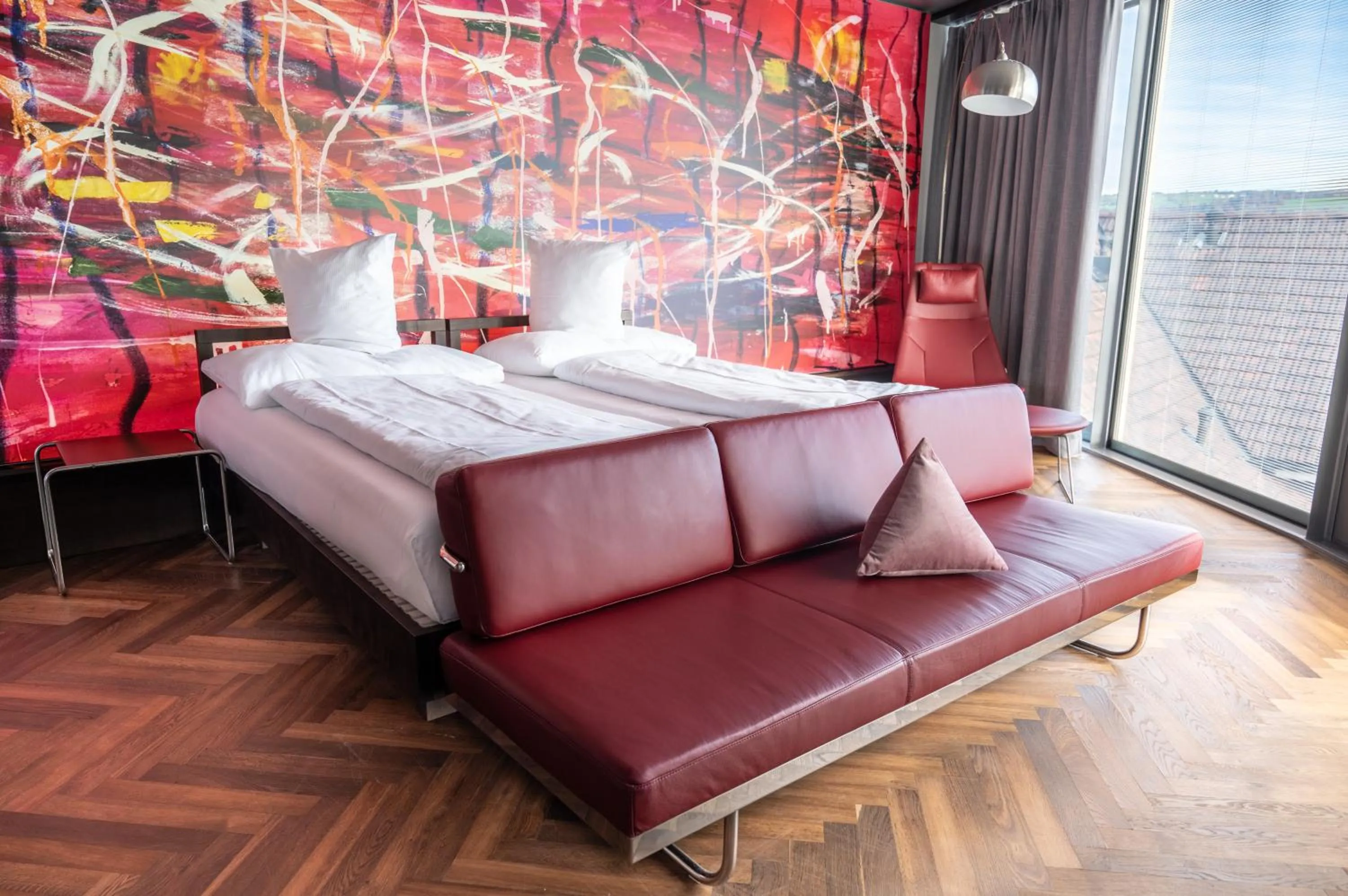 Photo of the whole room, Bed in HIRSCHEN OBERKIRCH - Design Boutique Hotel
