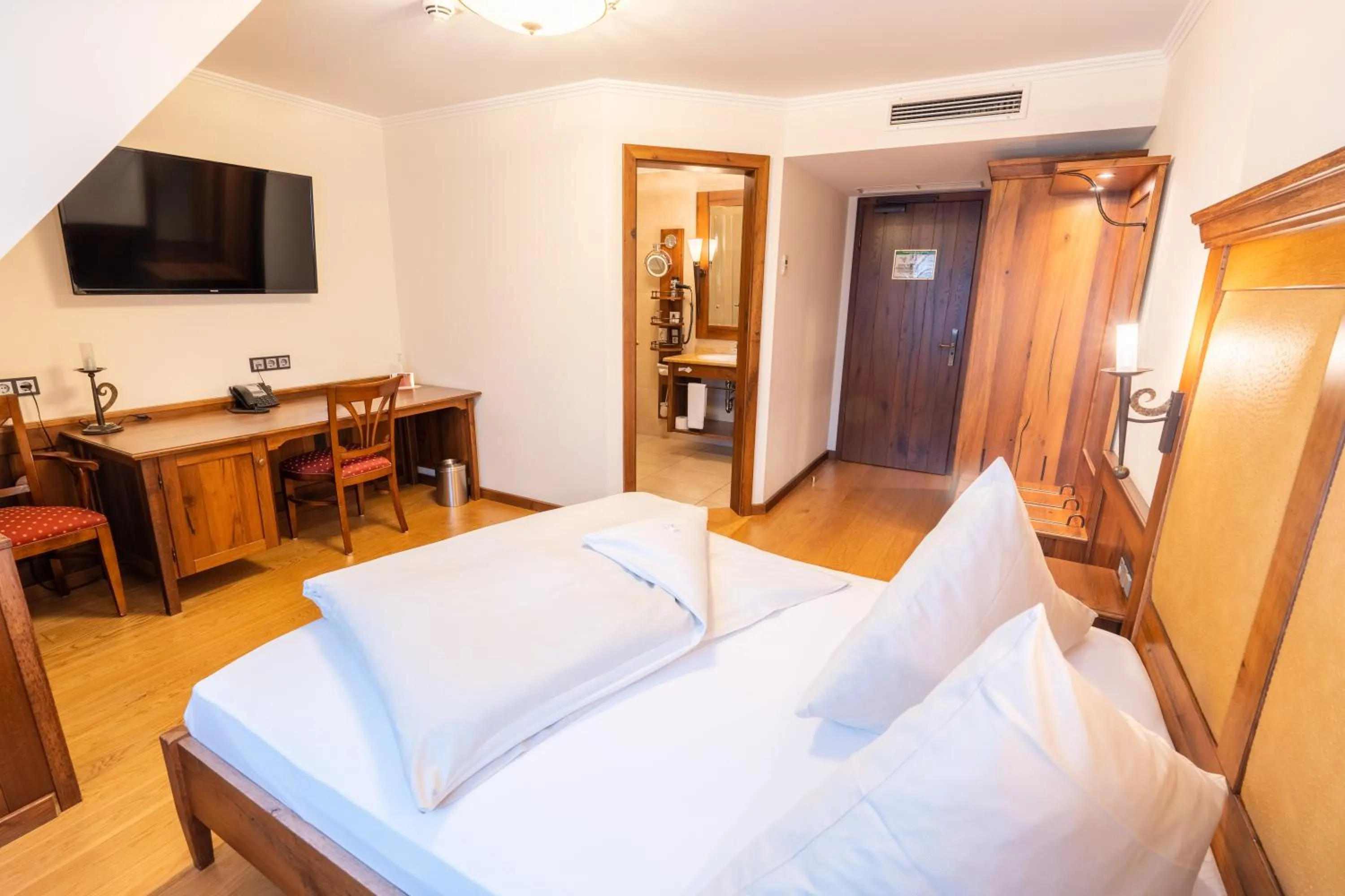 Hotel Hirsch