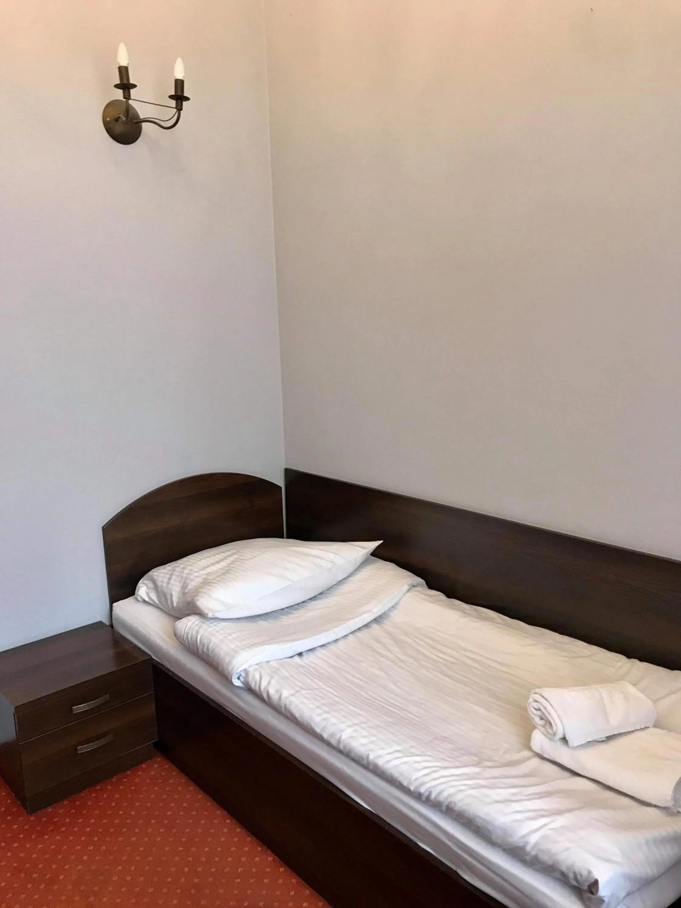 Bed in Legnicki Browar Książęcy Hotel i Restauracja