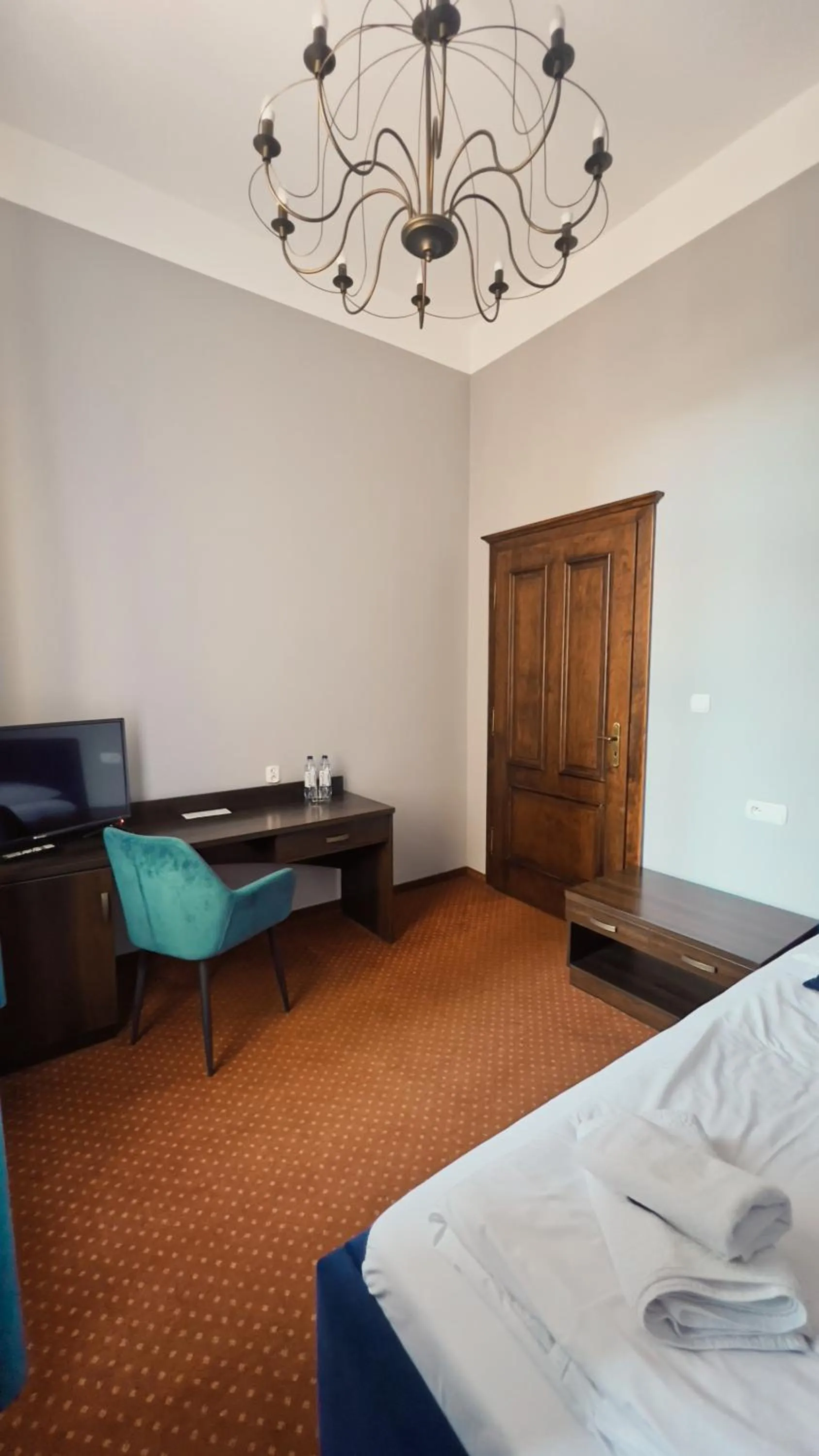 Bed in Legnicki Browar Książęcy Hotel i Restauracja