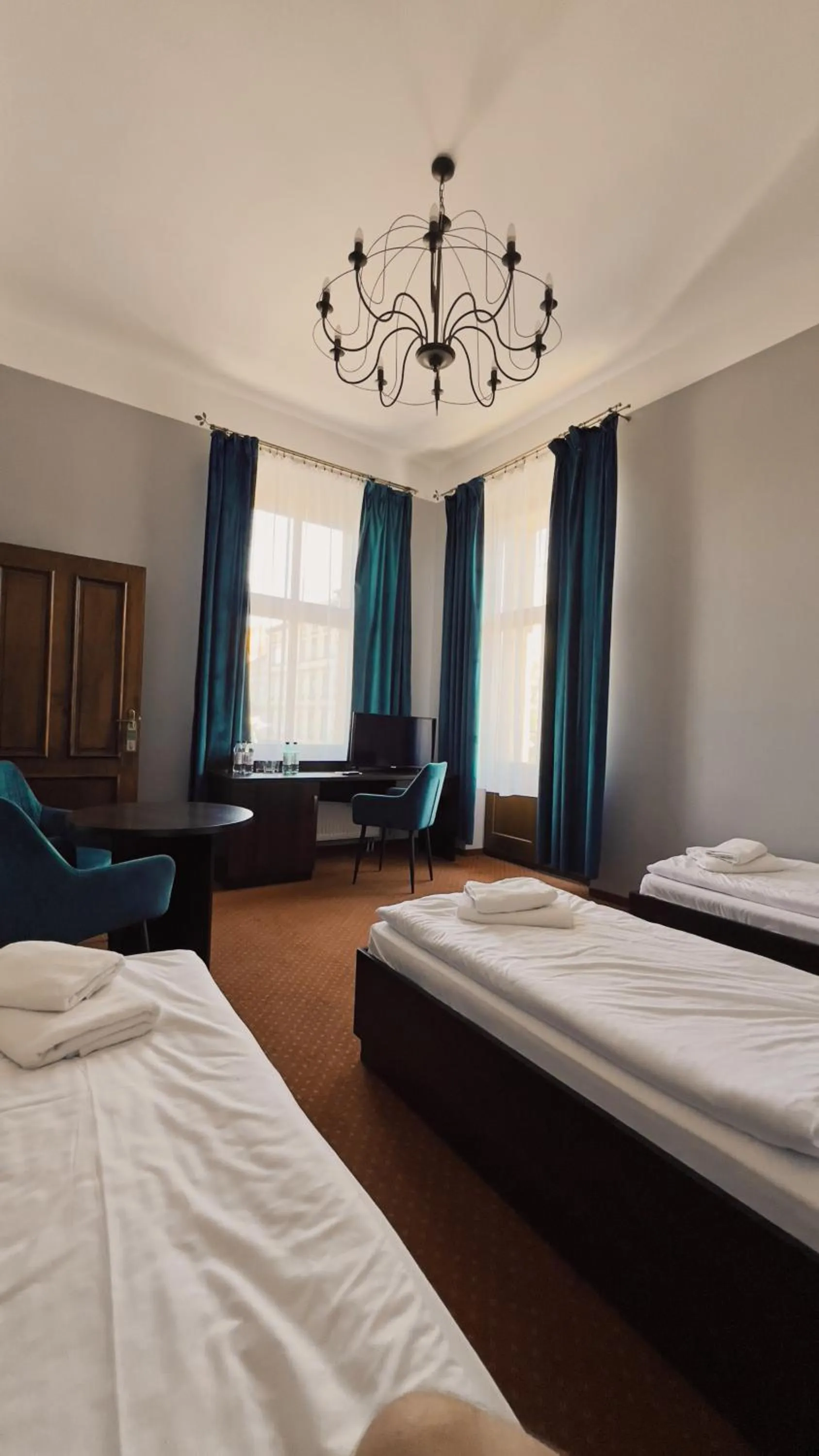 Bed in Legnicki Browar Książęcy Hotel i Restauracja