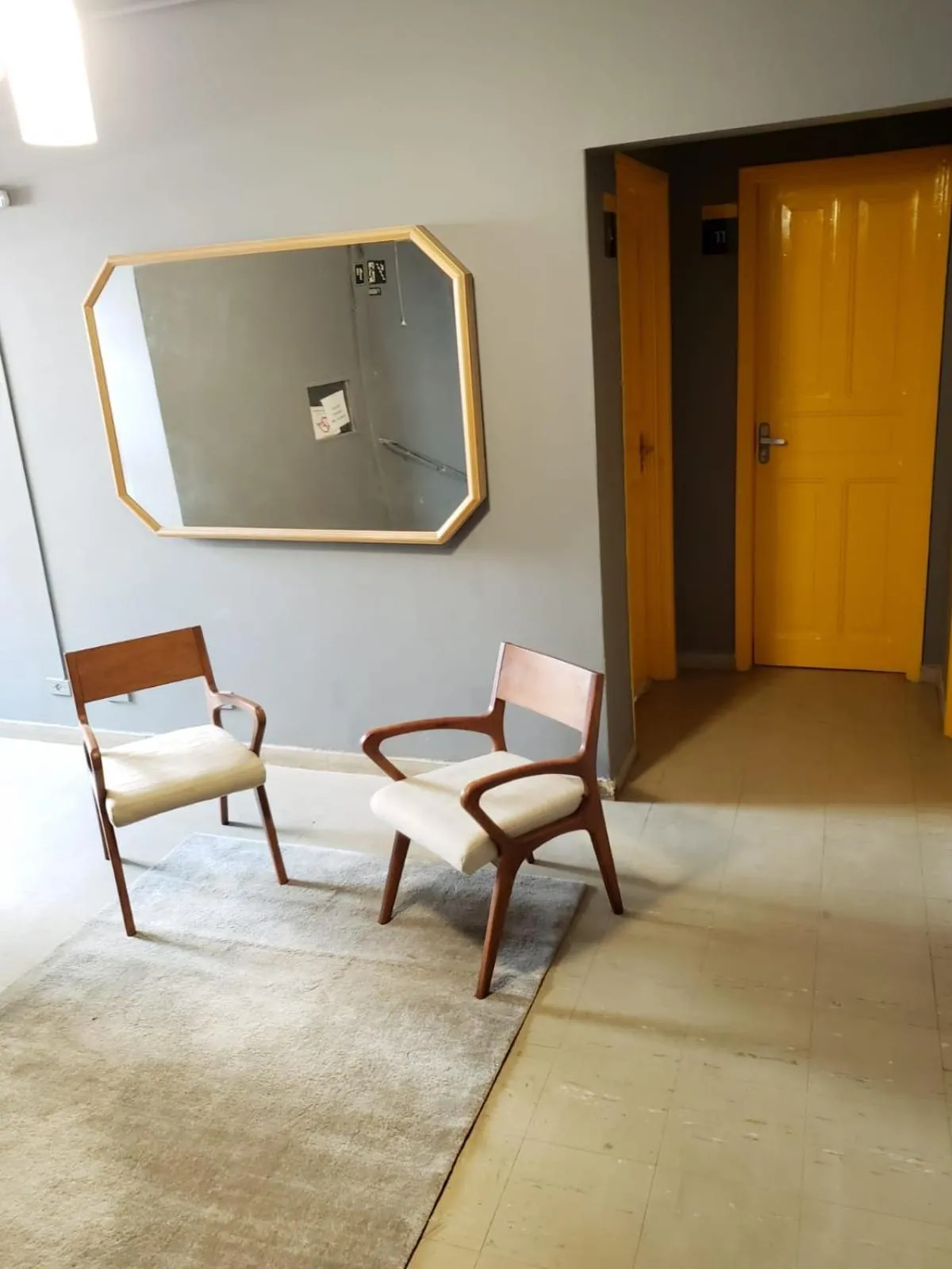 Seating area in Marinus Hotel