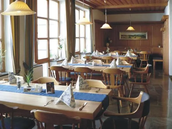 Restaurant/places to eat in Hotel Lamm