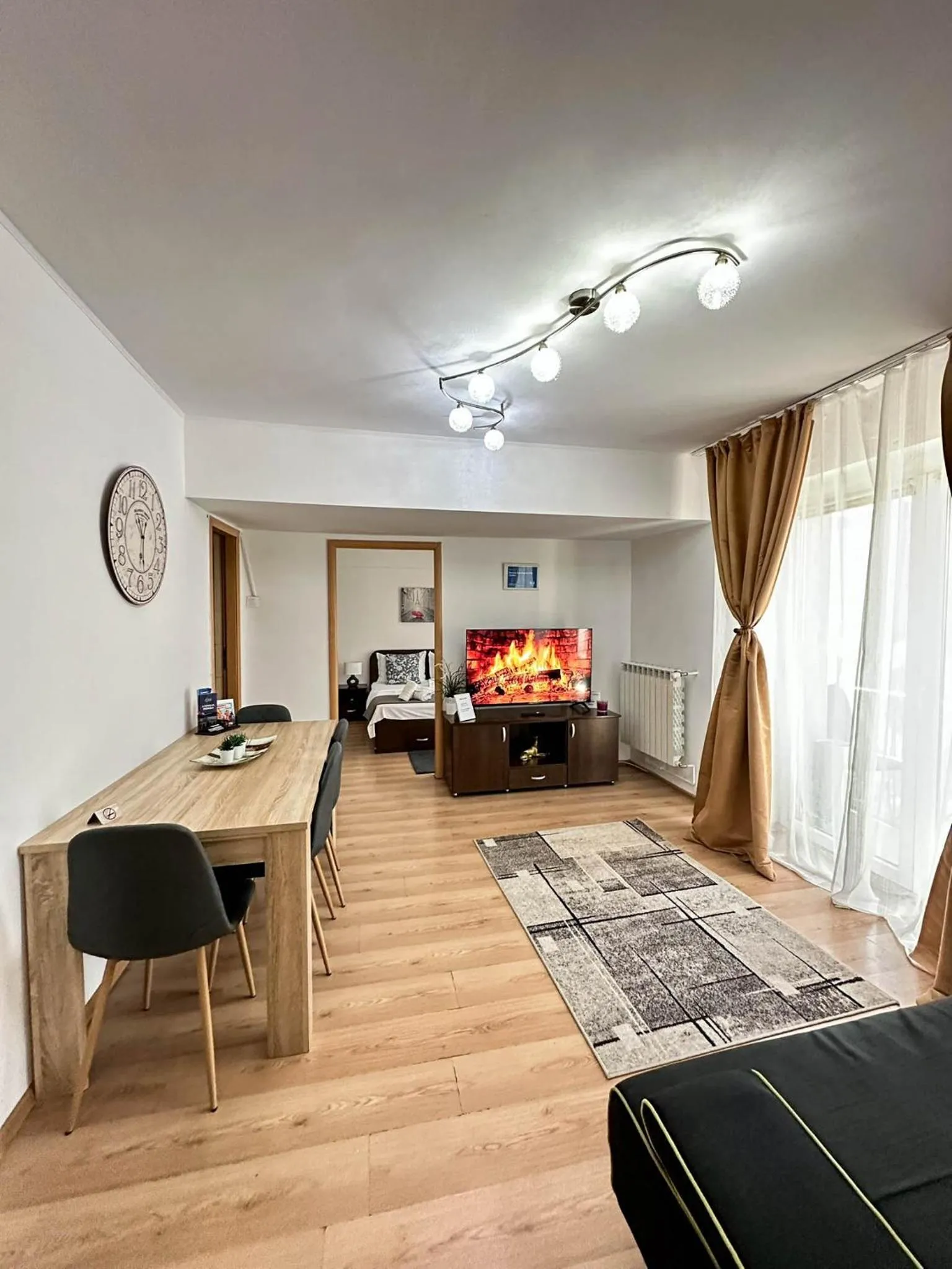 Two-Bedroom Apartment in Sunrise Apartments City Center