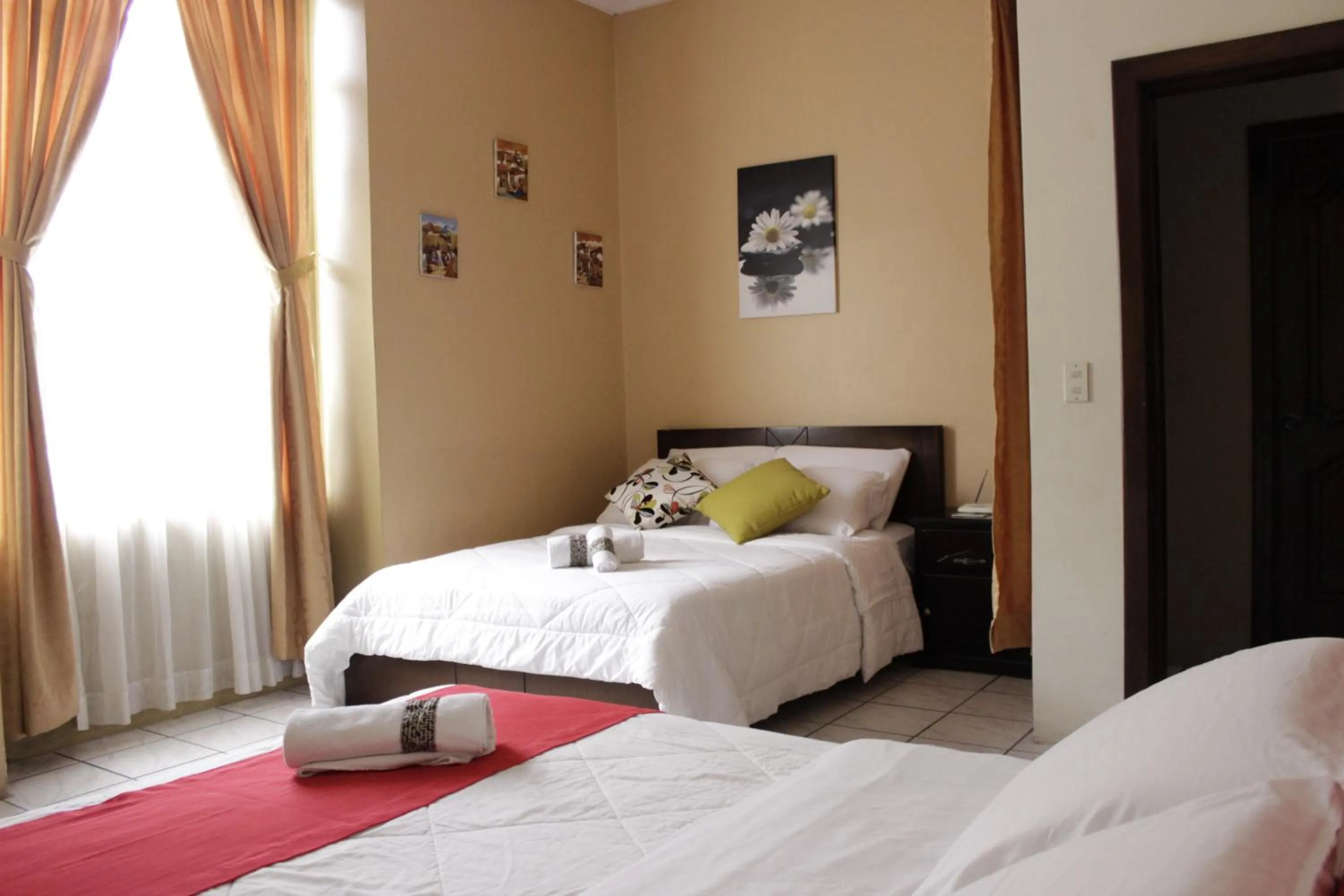 Bed in Hotel 4 Mundos