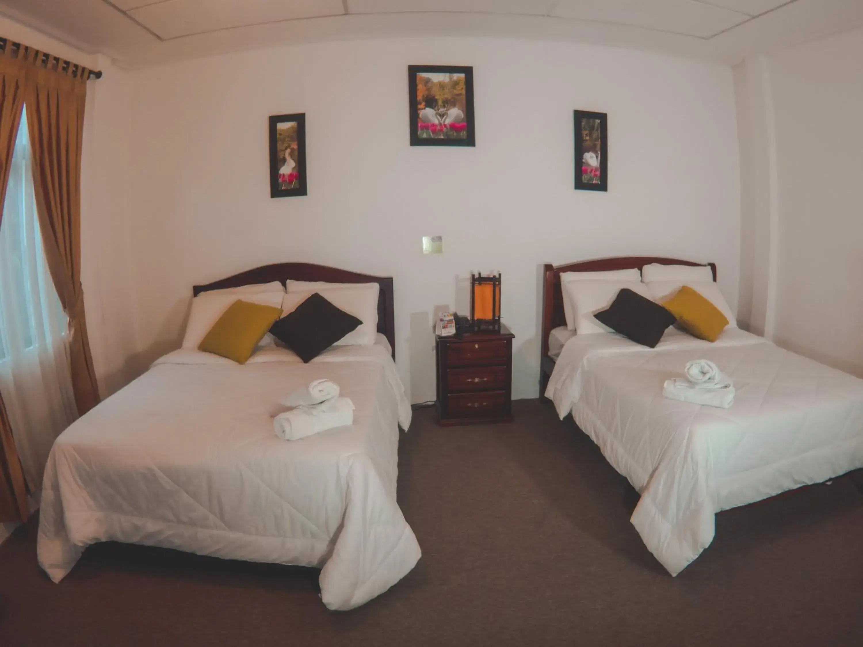 Double Room with Extra Bed in Hotel 4 Mundos Double Room with Extra Bed in Hotel 4 Mundos