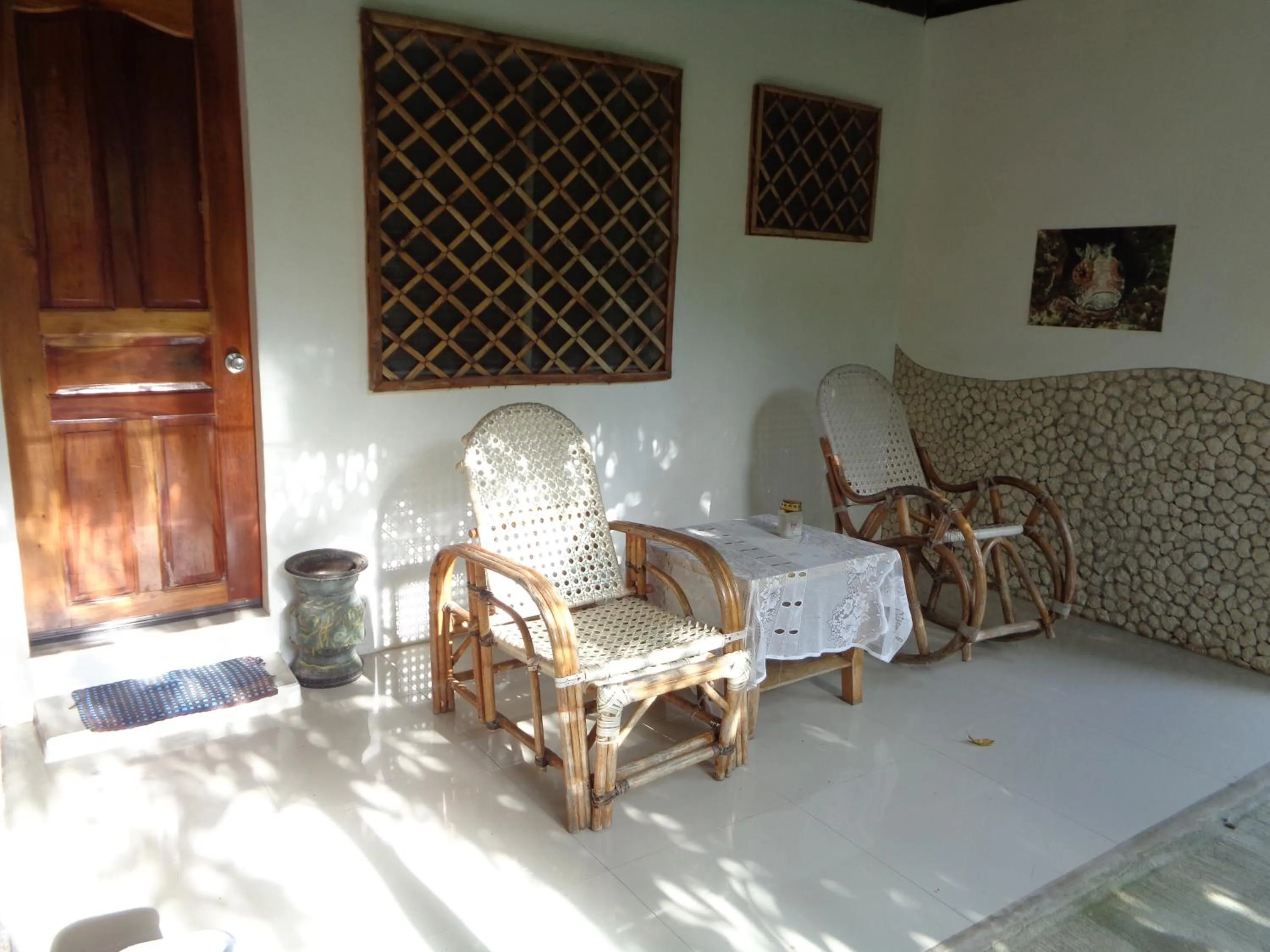 Seating area in Sea Turtle House Moalboal