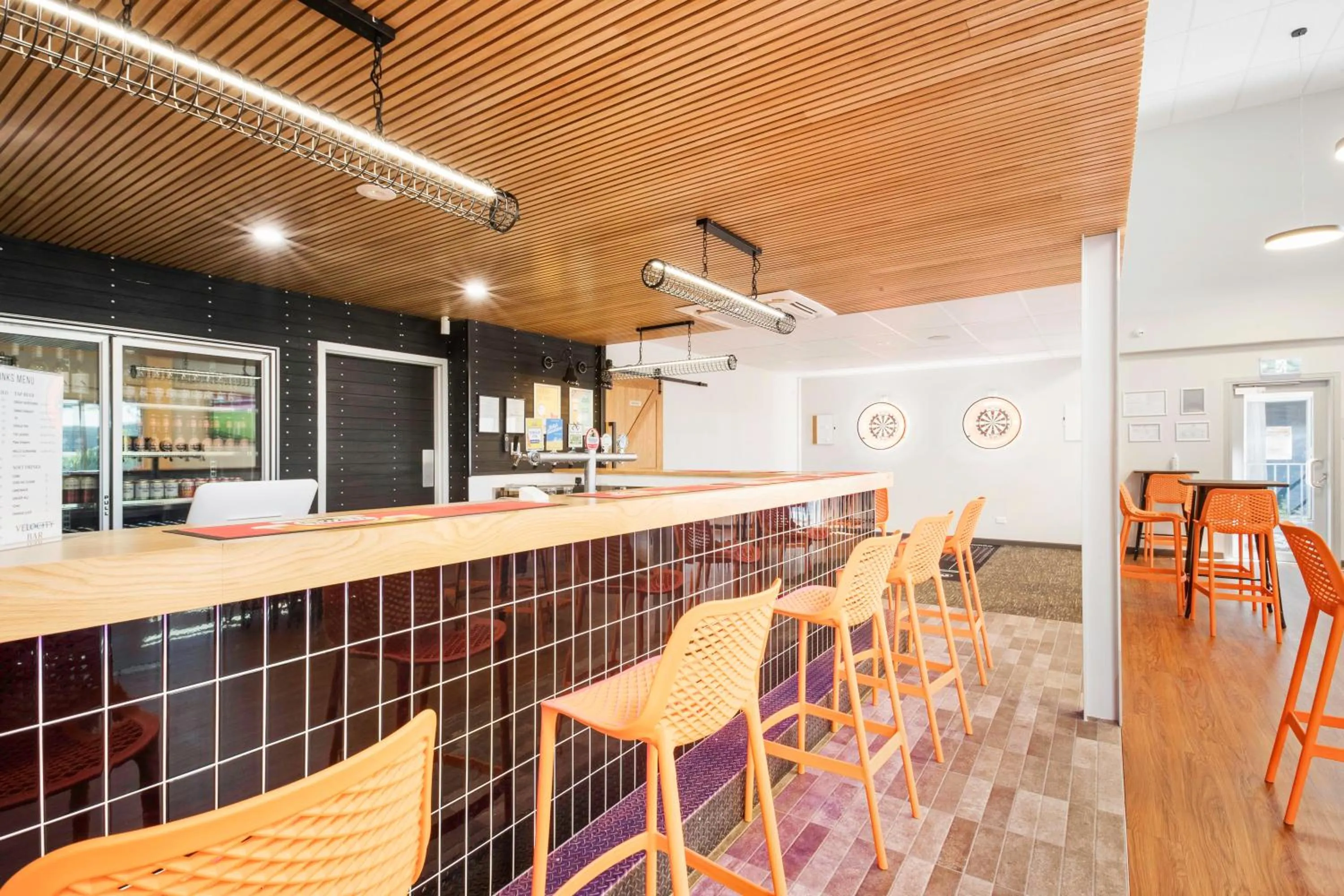 Billiard in Velocity Motel & Bistro-WA