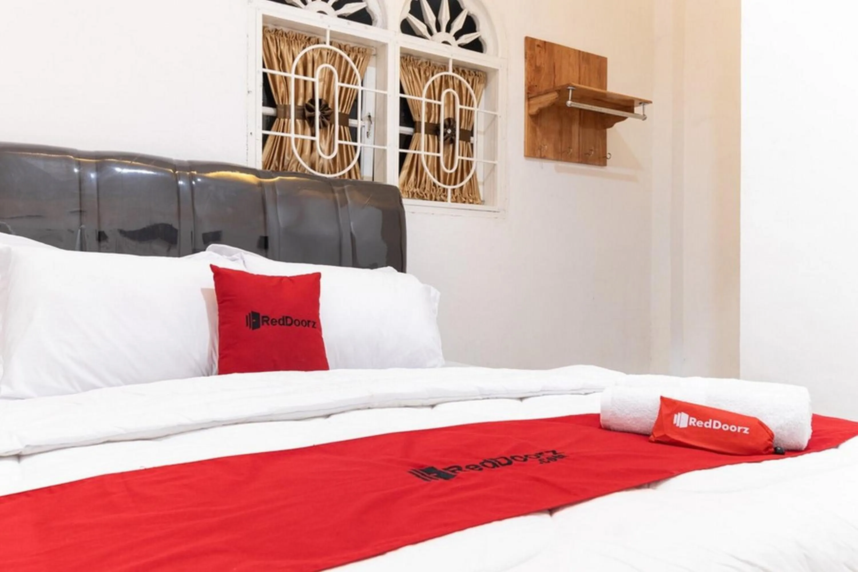 Bed in Reddoorz @ Medan Johor