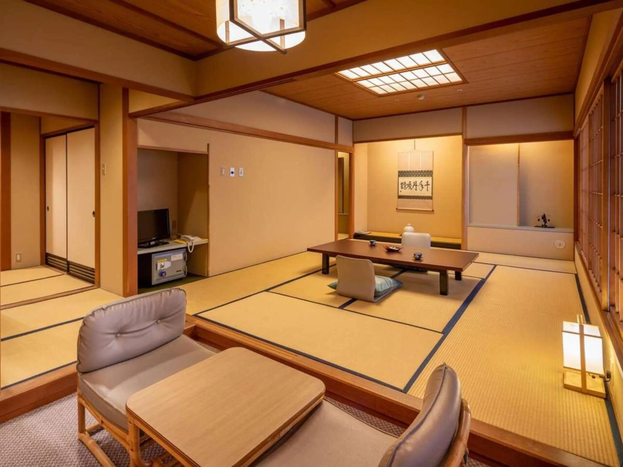Photo of the whole room in RYOKAN OQOQ-Tamai Bekkan