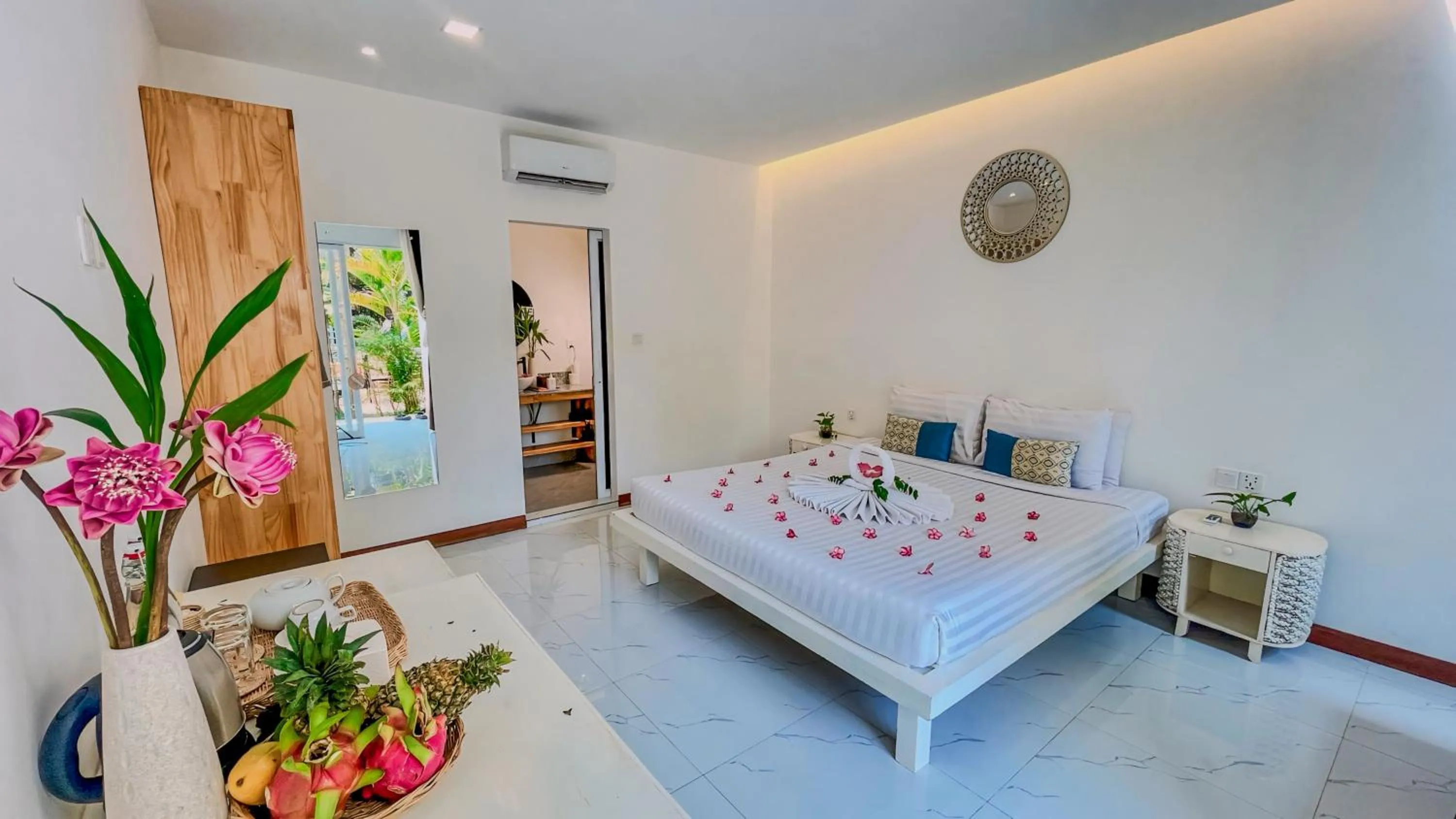 Bed in Home Indochine d'Angkor Hotel