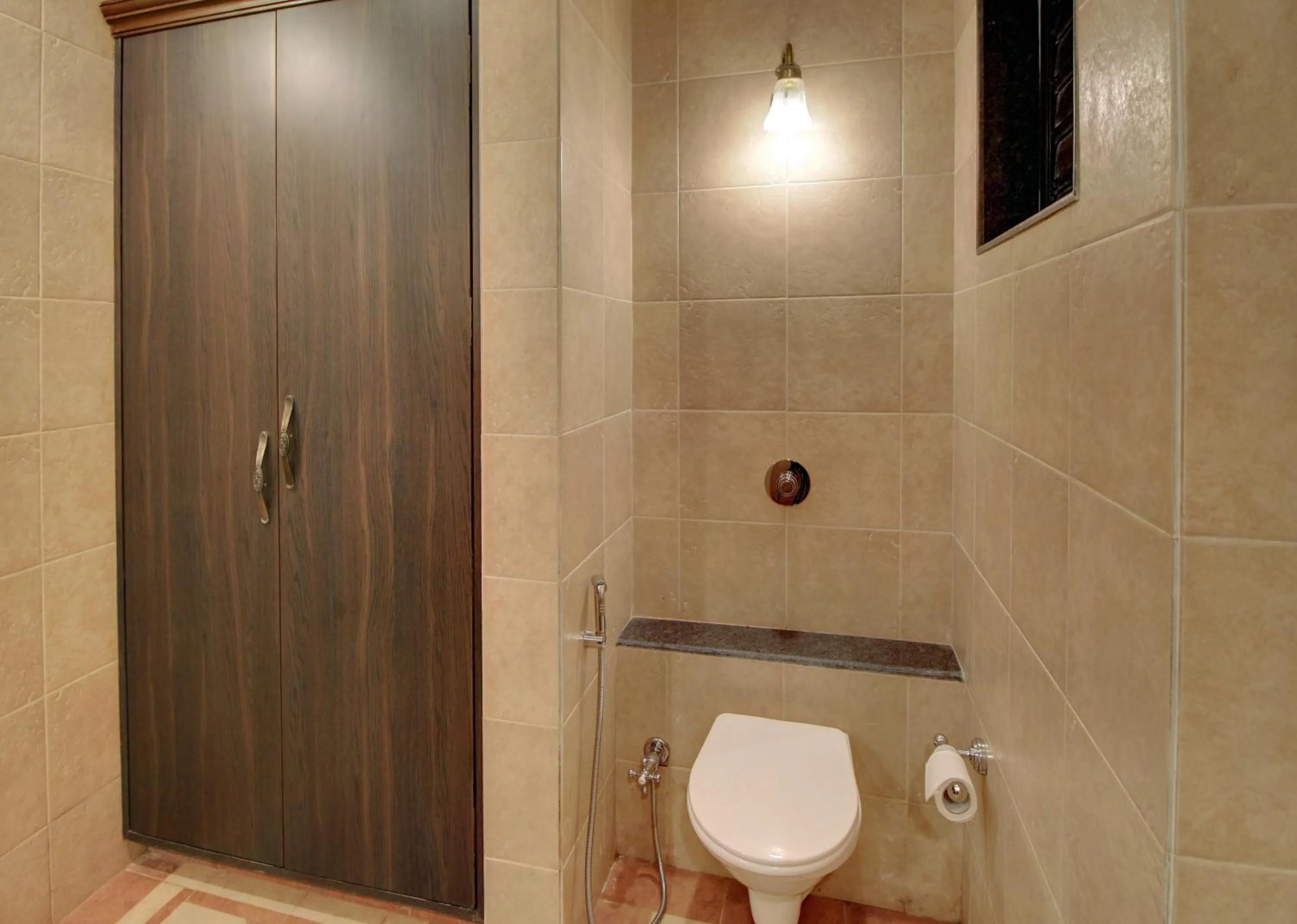 Bathroom in Rahi Forest View