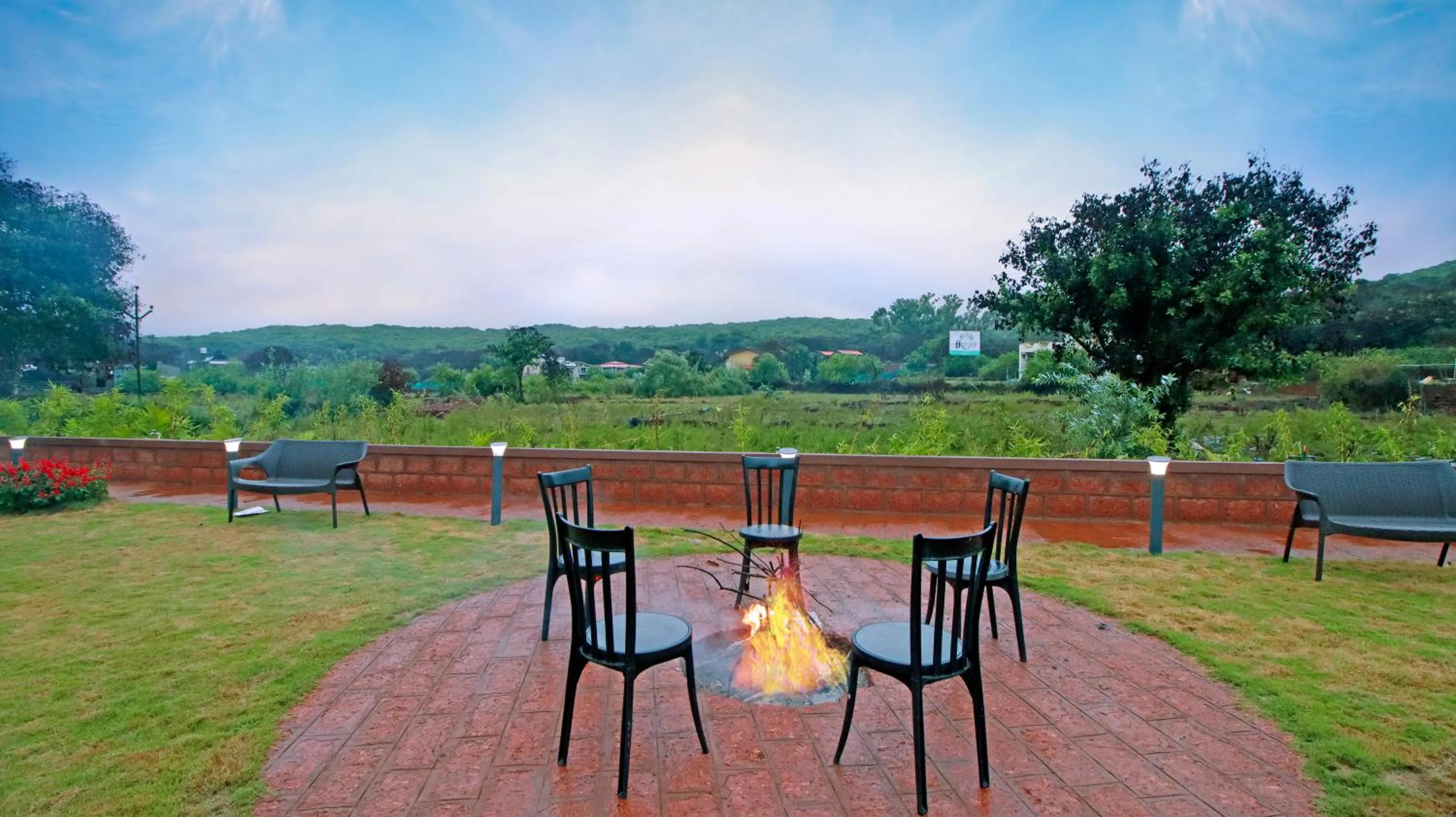 Area and facilities in Rahi Forest View