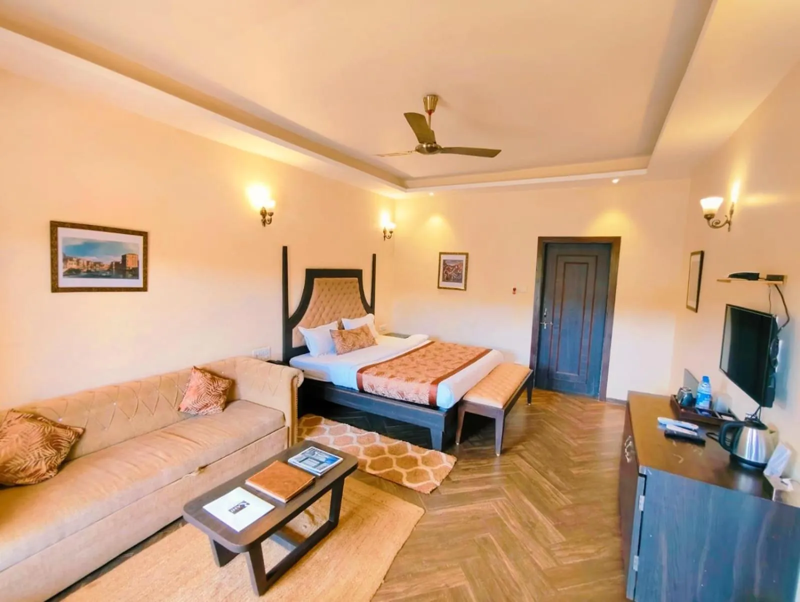 Bed in Rahi Forest View