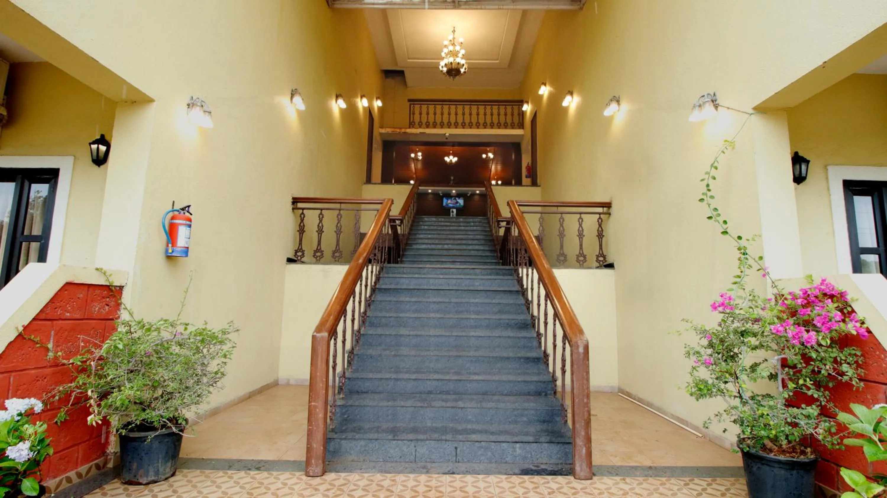 Facade/entrance in Rahi Forest View