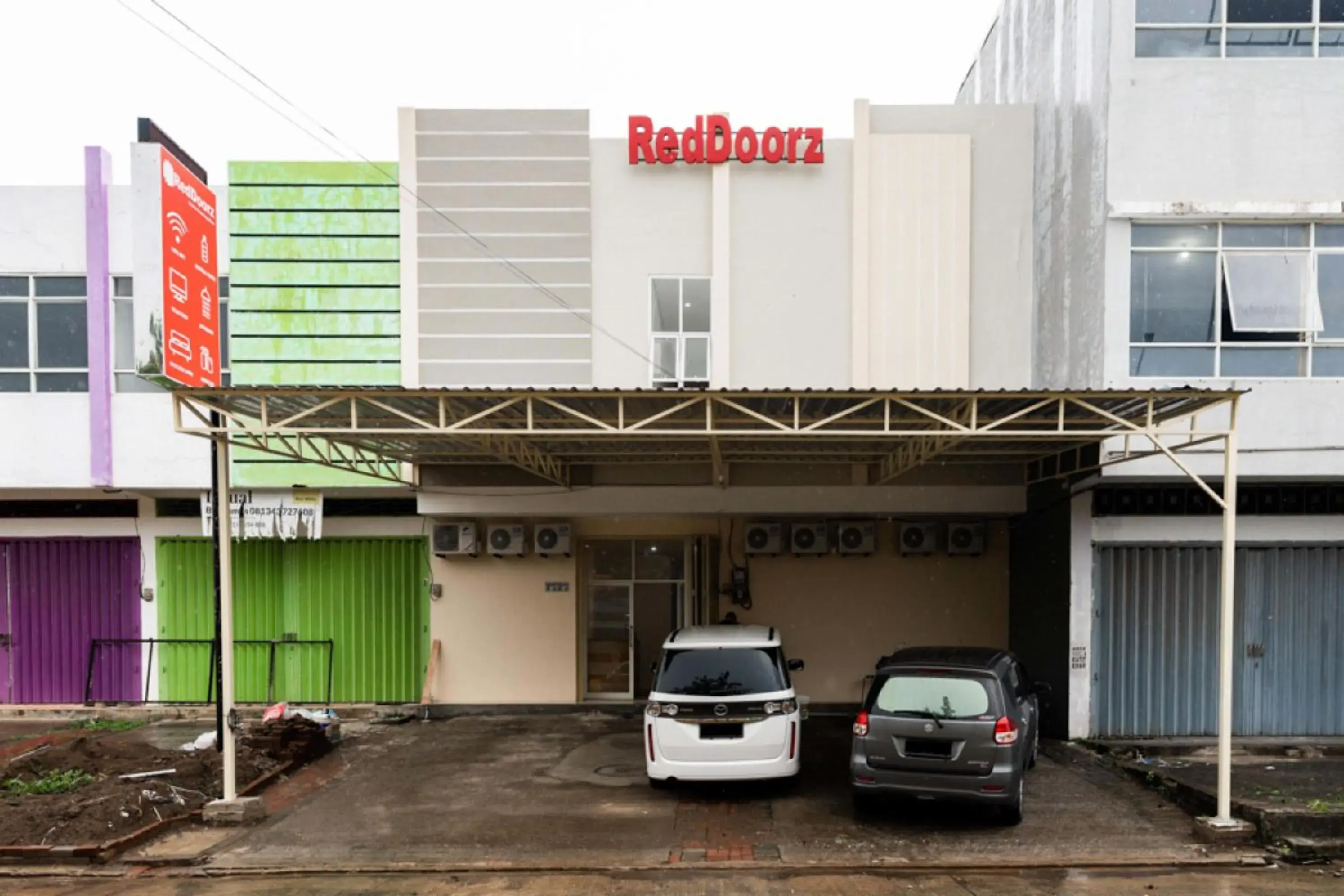 Property building in RedDoorz @ Graha Cemerlang Maros Property building in RedDoorz @ Graha Cemerlang Maros