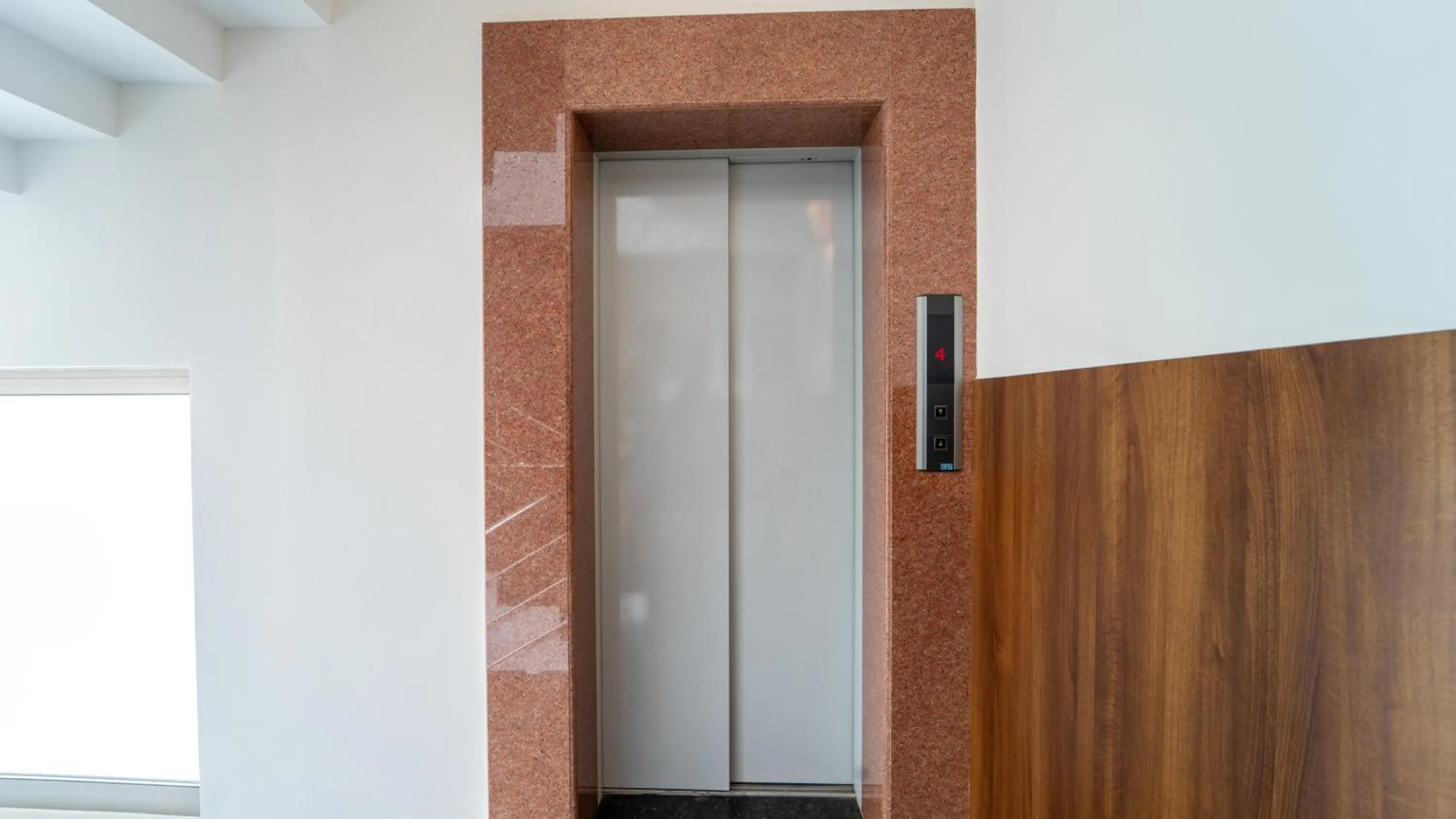 elevator in Treebo Petals Suites