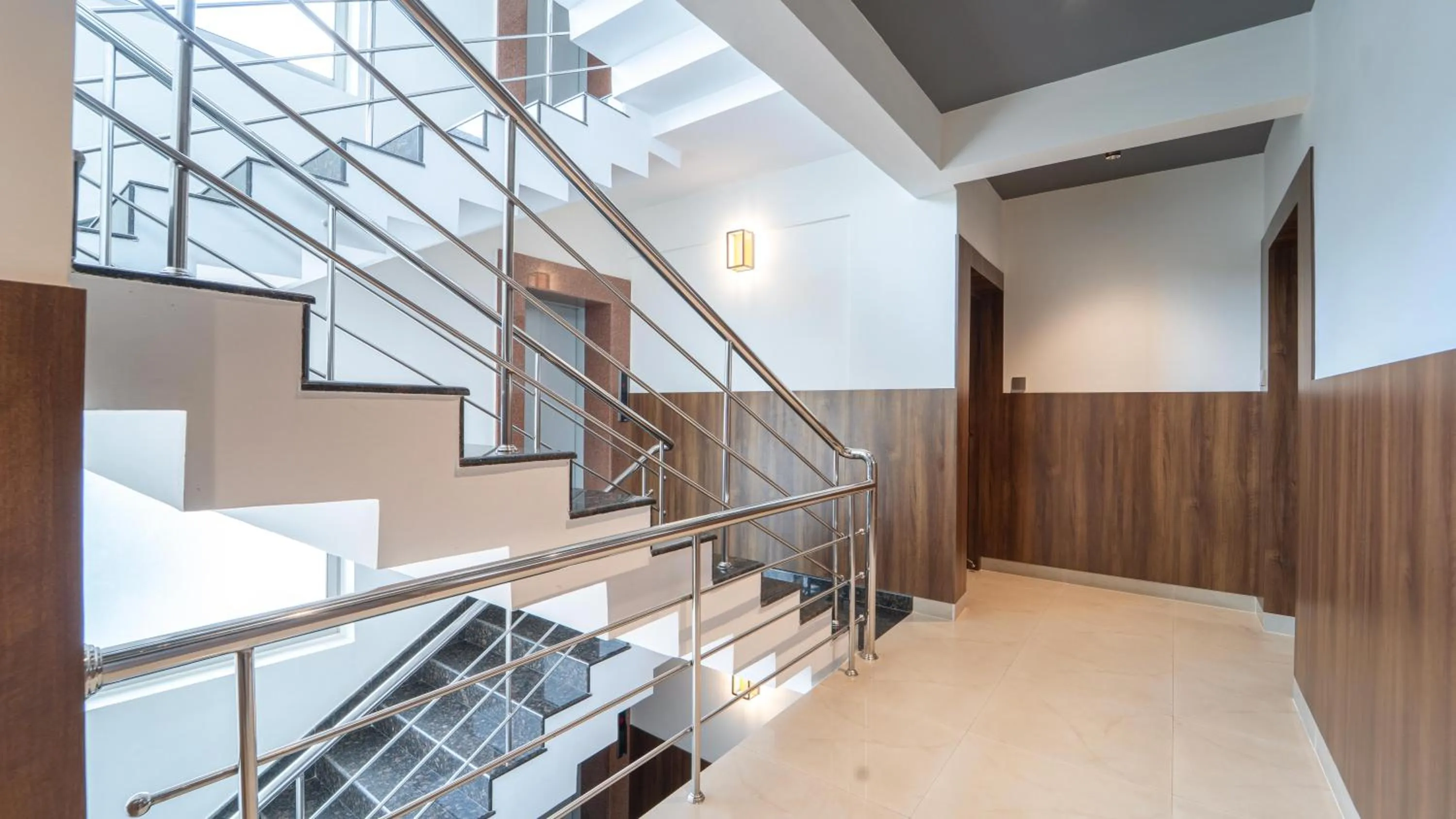 Lobby or reception in Treebo Petals Suites