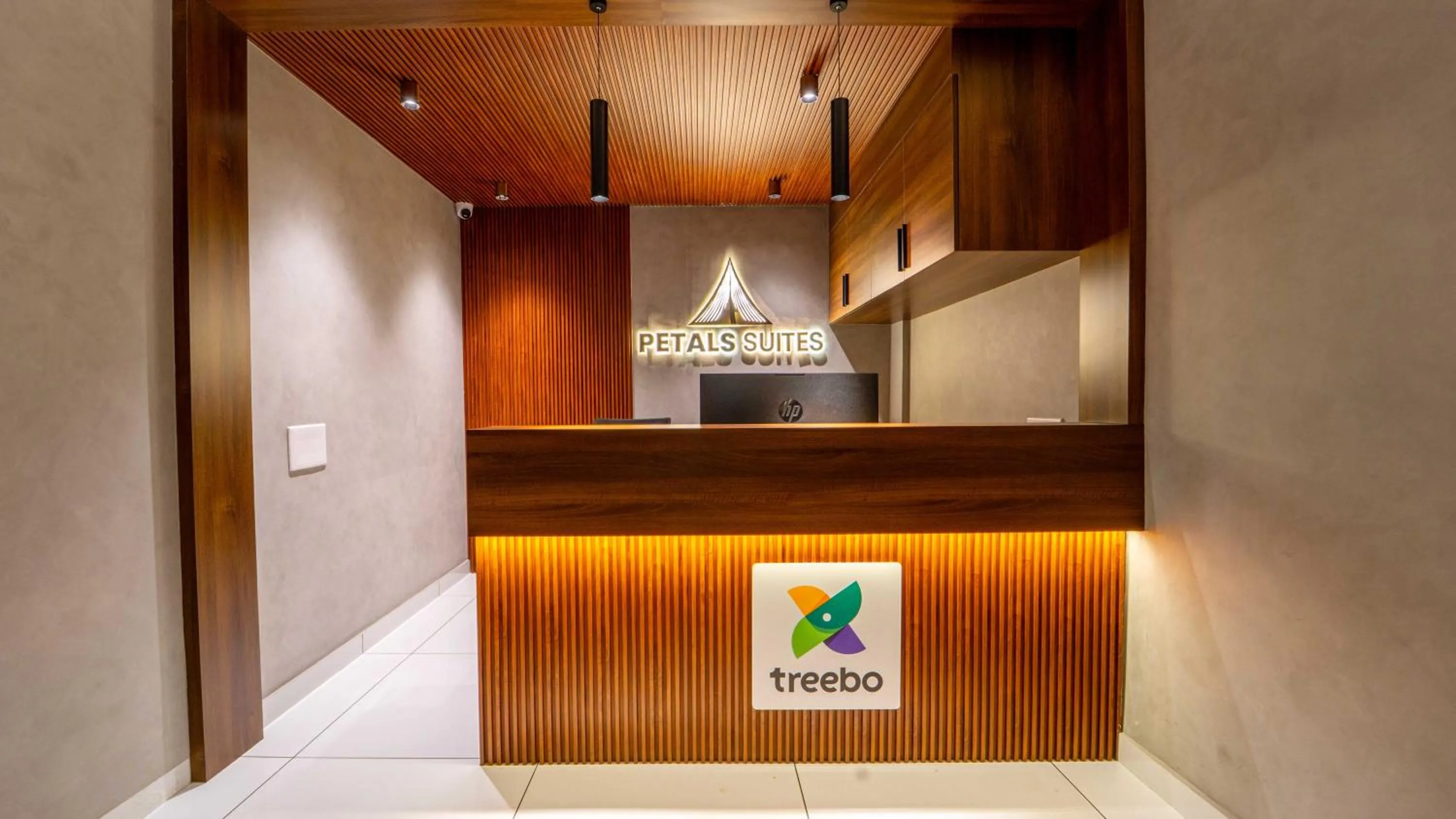 Lobby or reception in Treebo Petals Suites