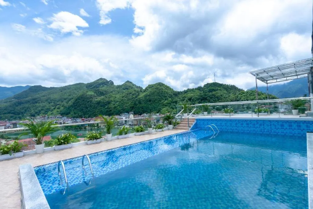 Swimming pool in Sapa Passion Hotel & Spa