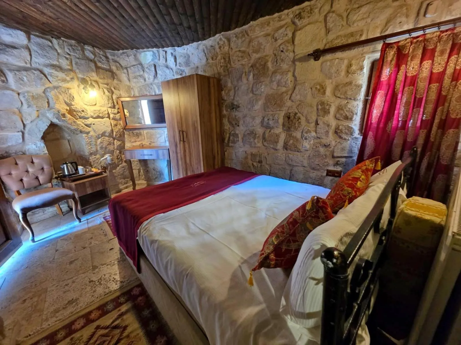 Bed in Antique House Cappadocia