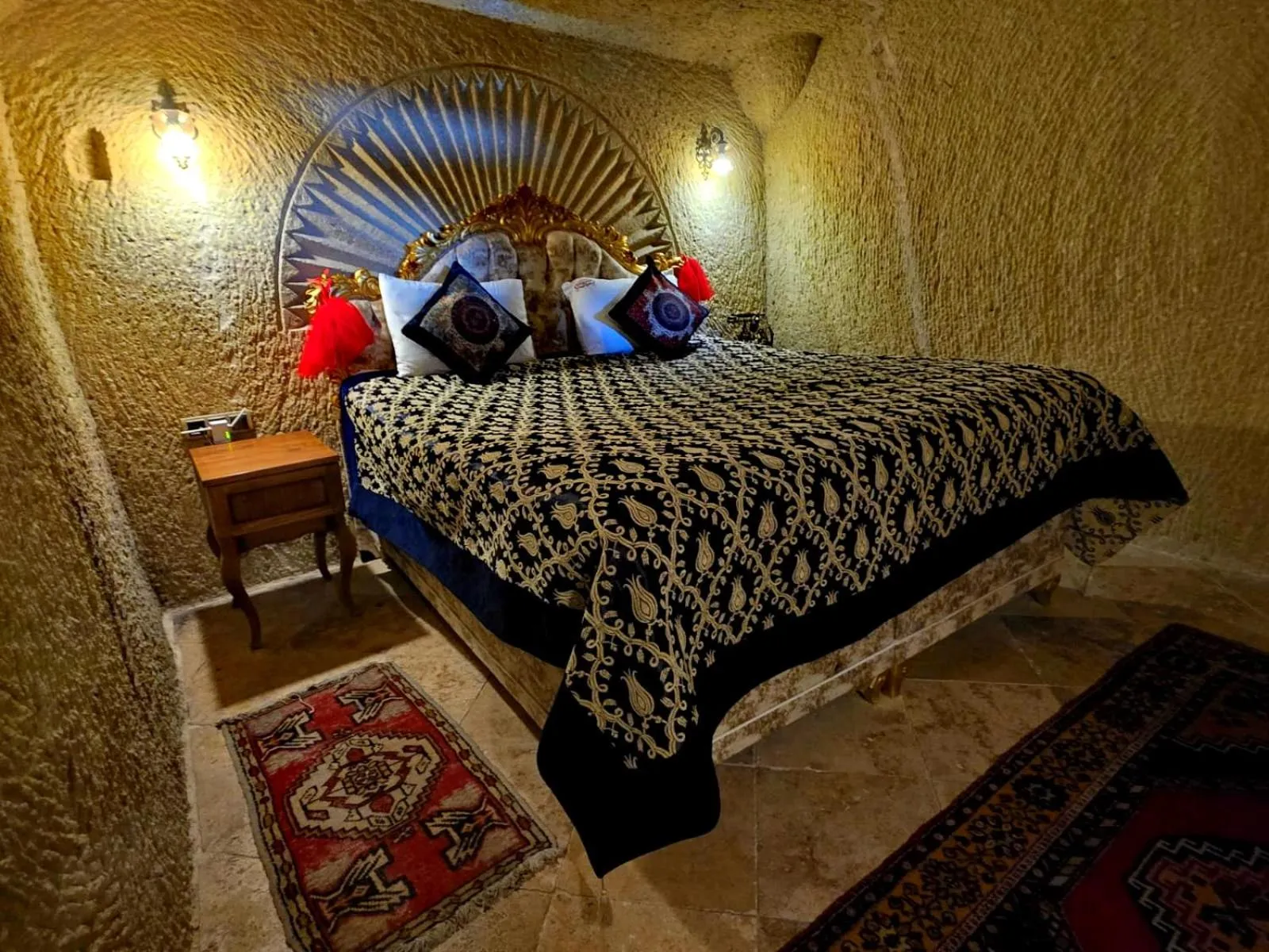 Bed in Antique House Cappadocia